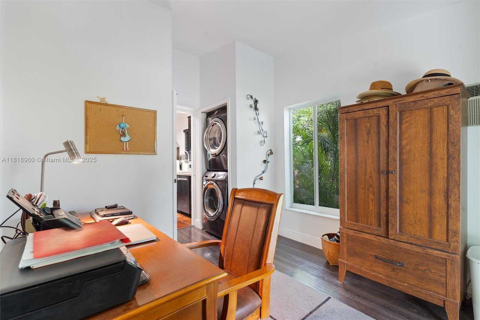 Small Image of 2531 SUGARLOAF LN, Fort Lauderdale Number 16
