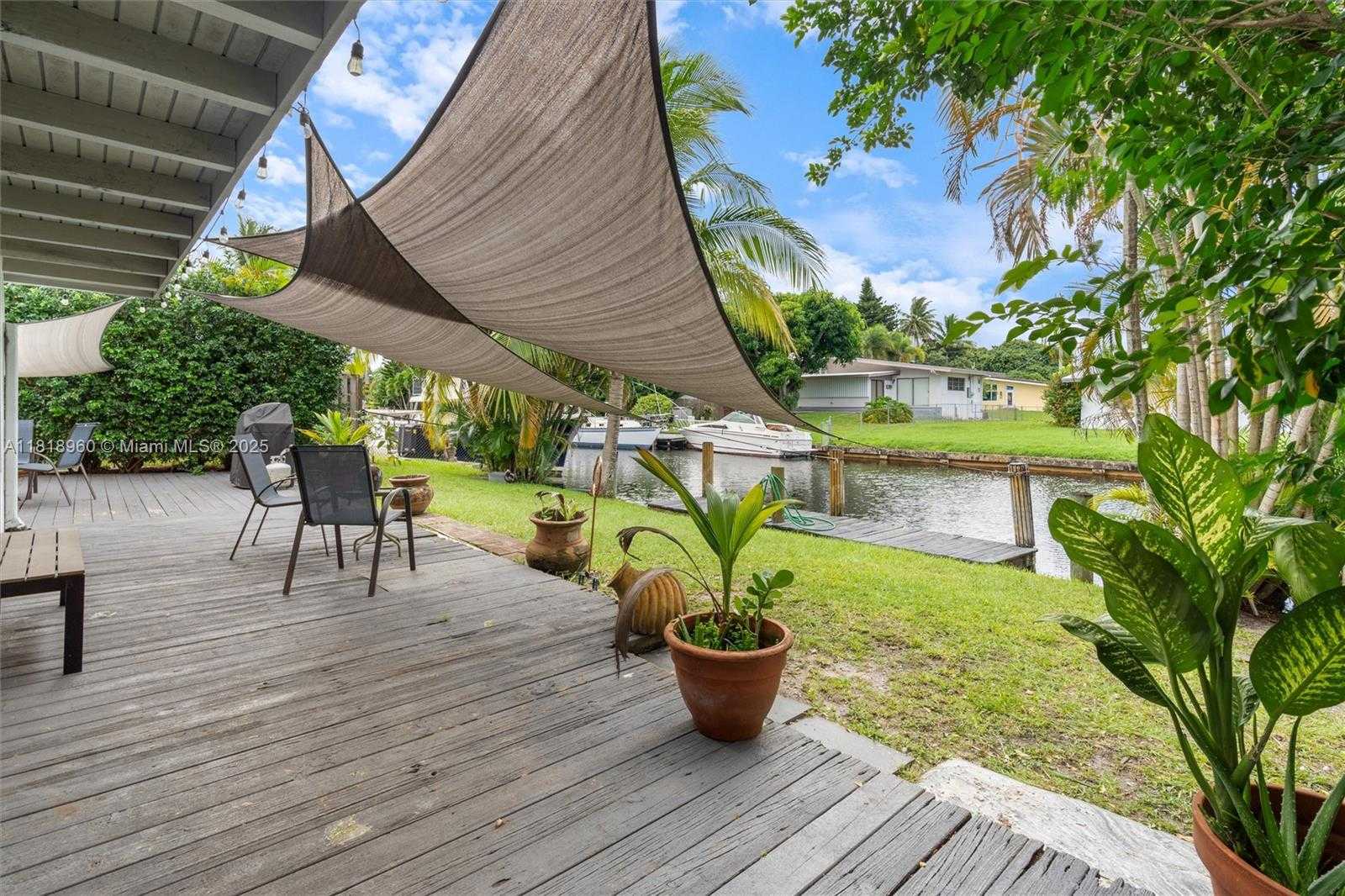 Small Image of 2531 SUGARLOAF LN, Fort Lauderdale Number 26