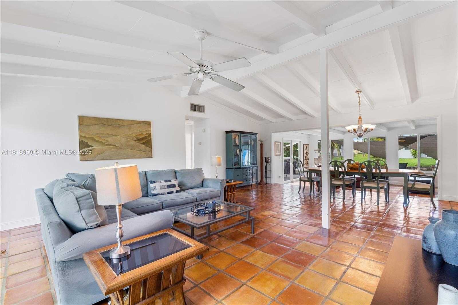 Small Image of 2531 SUGARLOAF LN, Fort Lauderdale Number 5