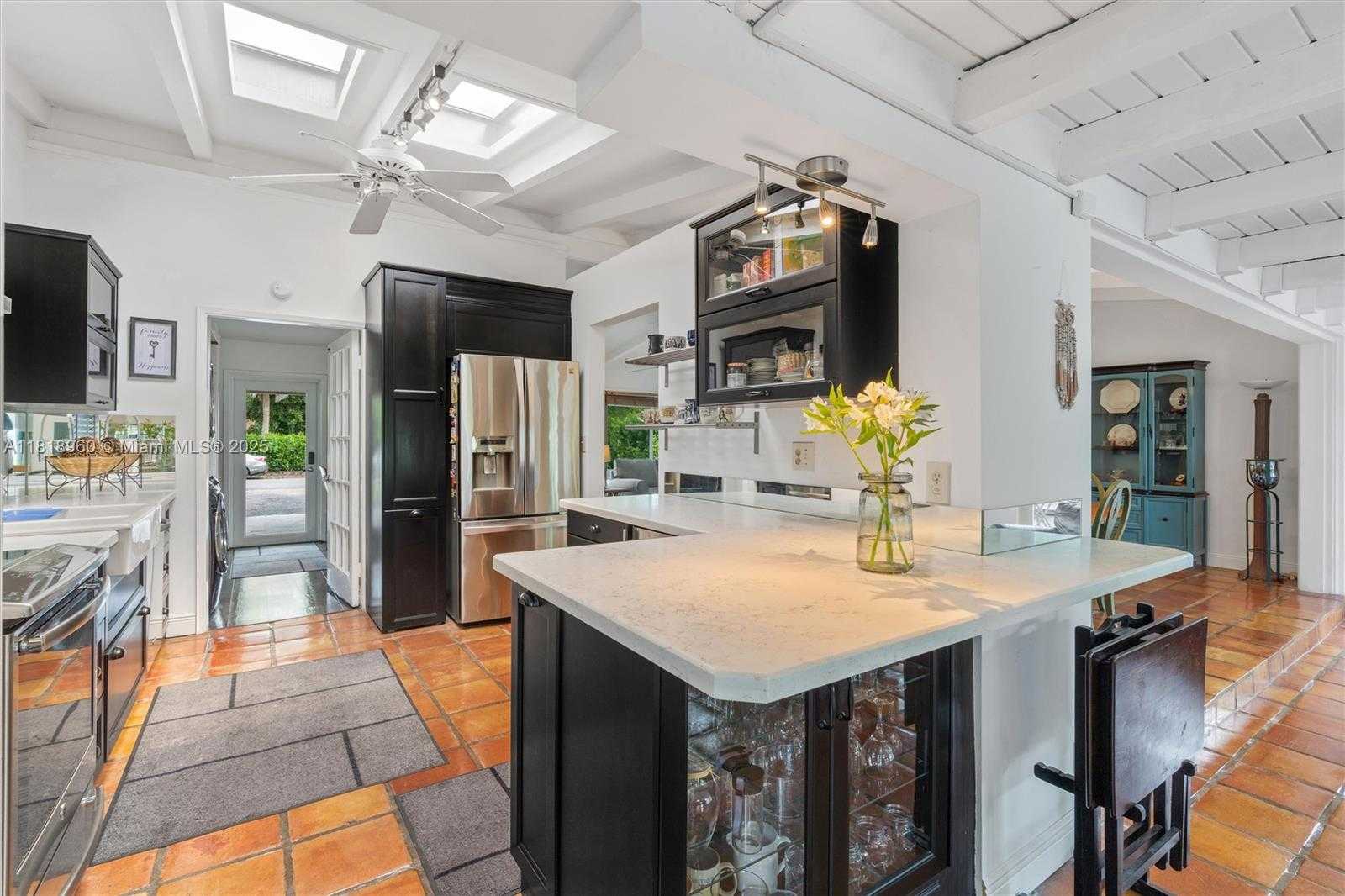 Small Image of 2531 SUGARLOAF LN, Fort Lauderdale Number 6