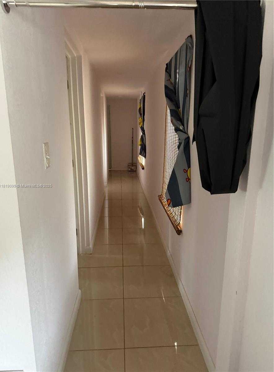 Small Image of 108 OAK AVE, Coral Gables Number 2
