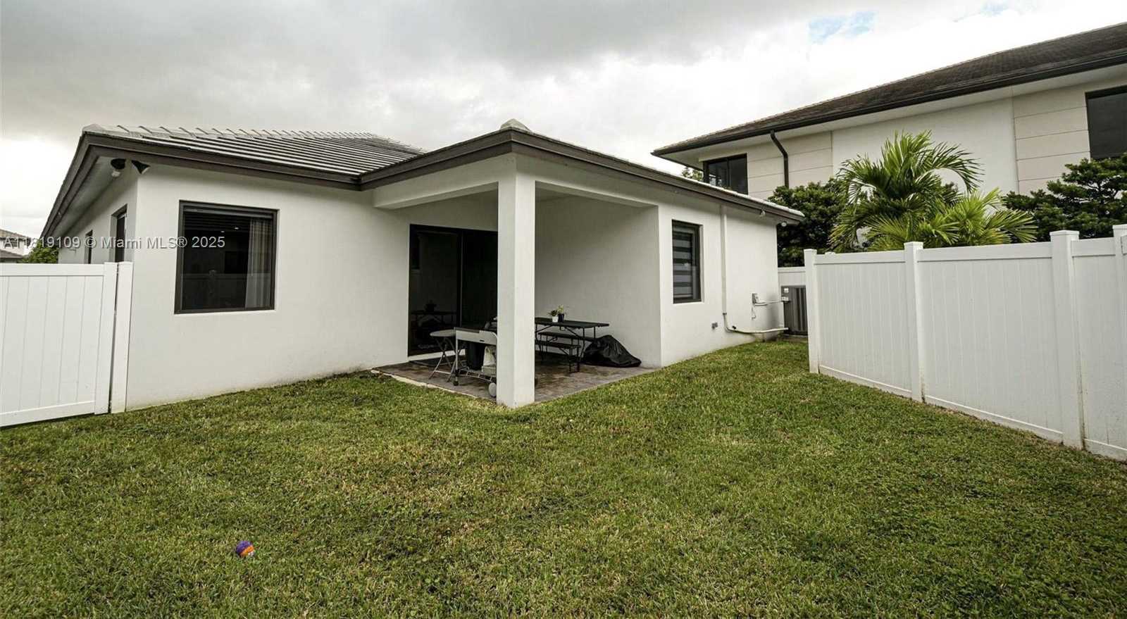 Small Image of 8137 NORTH WEST 46TH TER, Doral Number 12