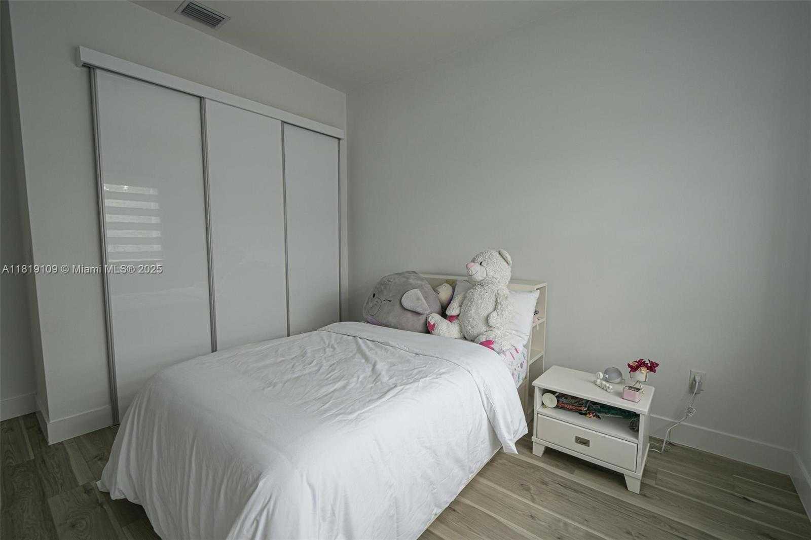 Small Image of 8137 NORTH WEST 46TH TER, Doral Number 52