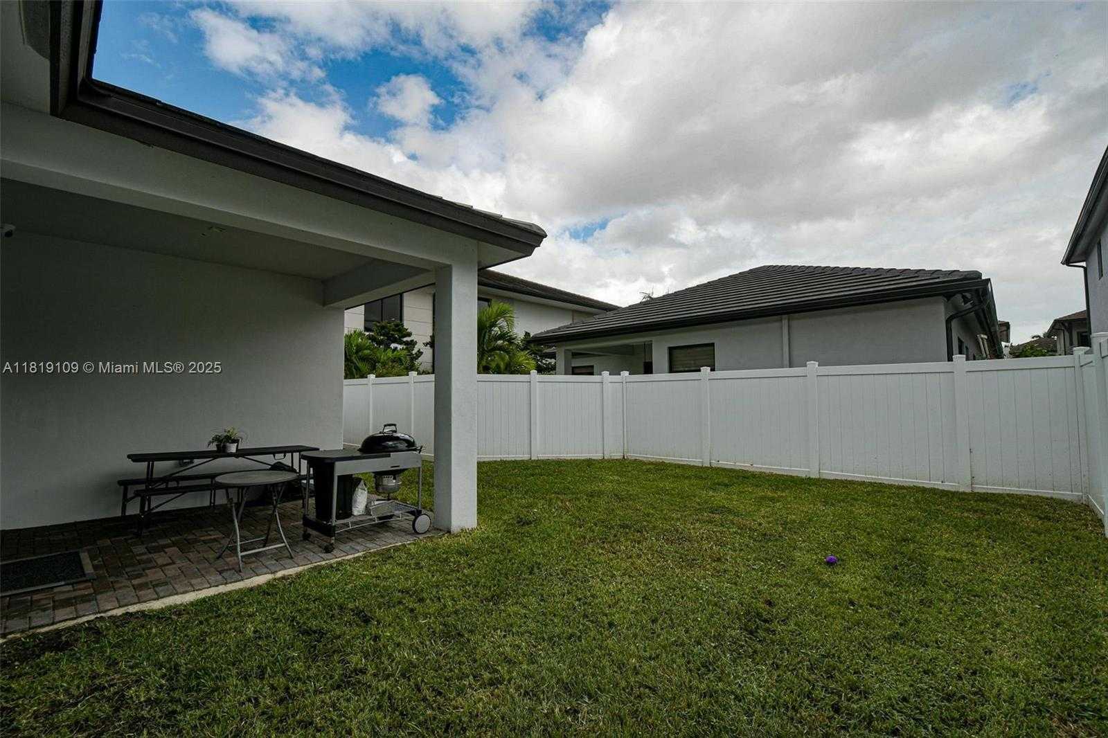 Small Image of 8137 NORTH WEST 46TH TER, Doral Number 64