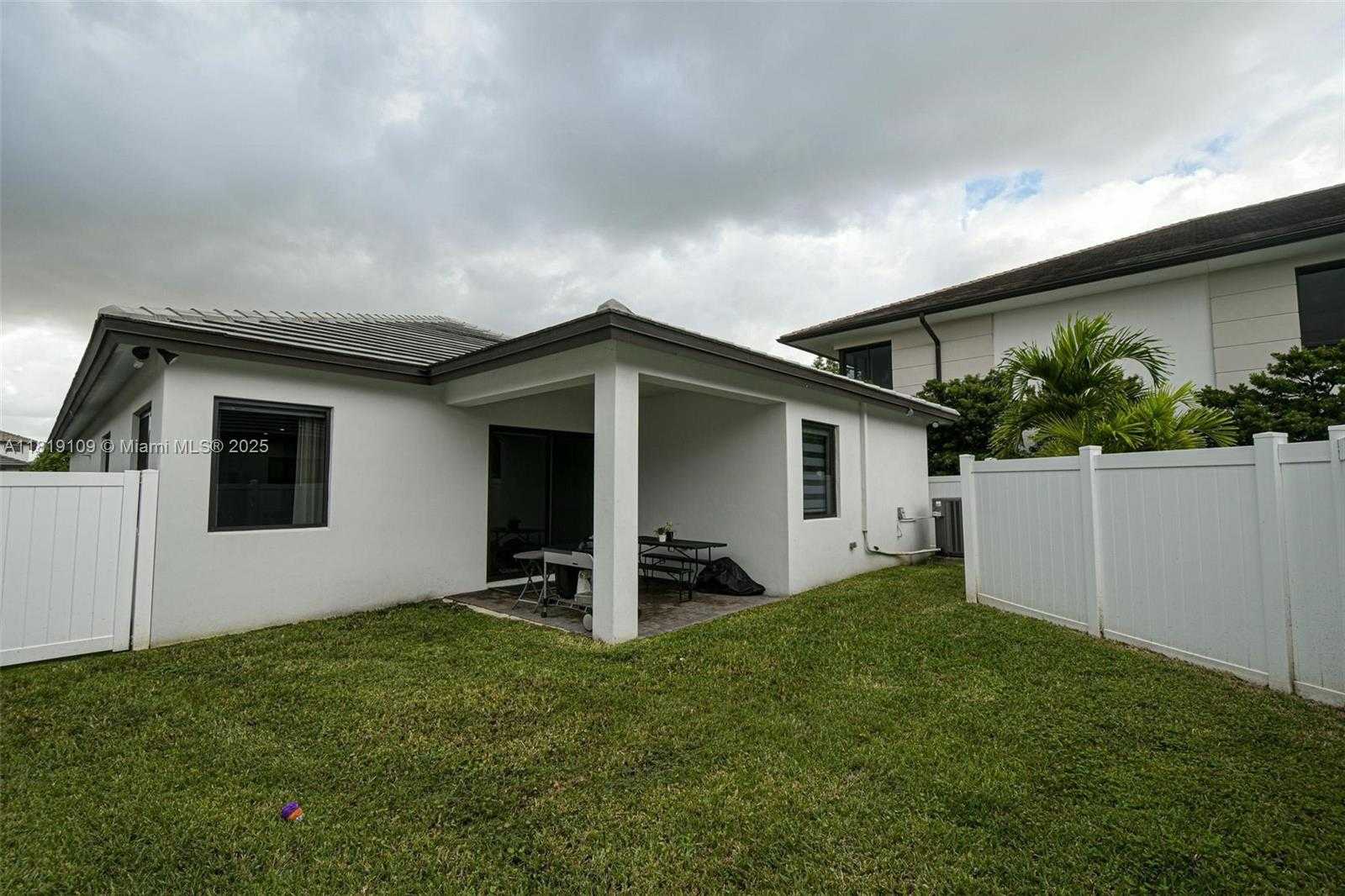 Small Image of 8137 NORTH WEST 46TH TER, Doral Number 65