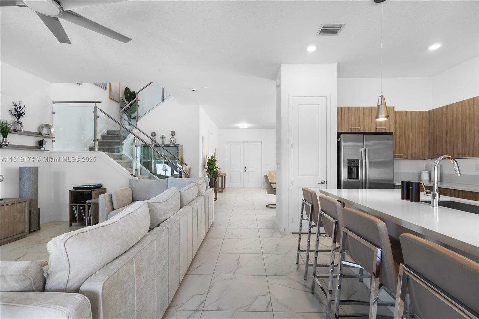 Small Image of 17540 SOUTH WEST 46TH ST, Miramar Number 10