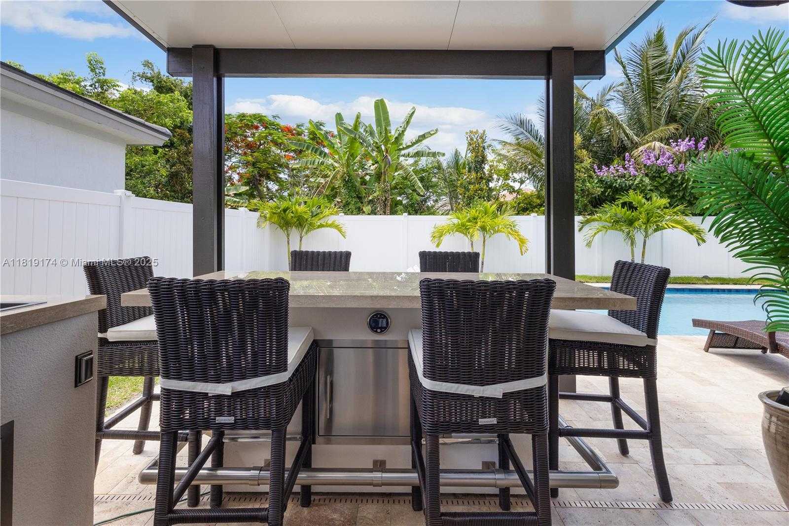 Small Image of 17540 SOUTH WEST 46TH ST, Miramar Number 33