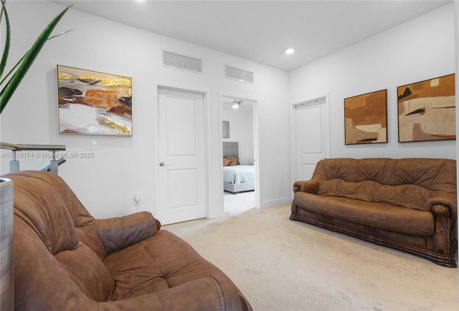 Small Image of 17540 SOUTH WEST 46TH ST, Miramar Number 38
