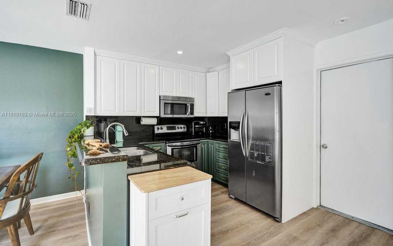 Small Image of 18998 CLOUD LAKE CIR, Boca Raton Number 19