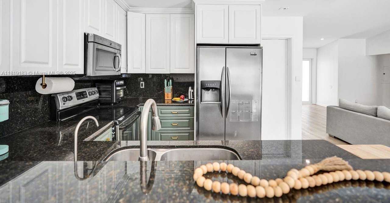 Small Image of 18998 CLOUD LAKE CIR, Boca Raton Number 25