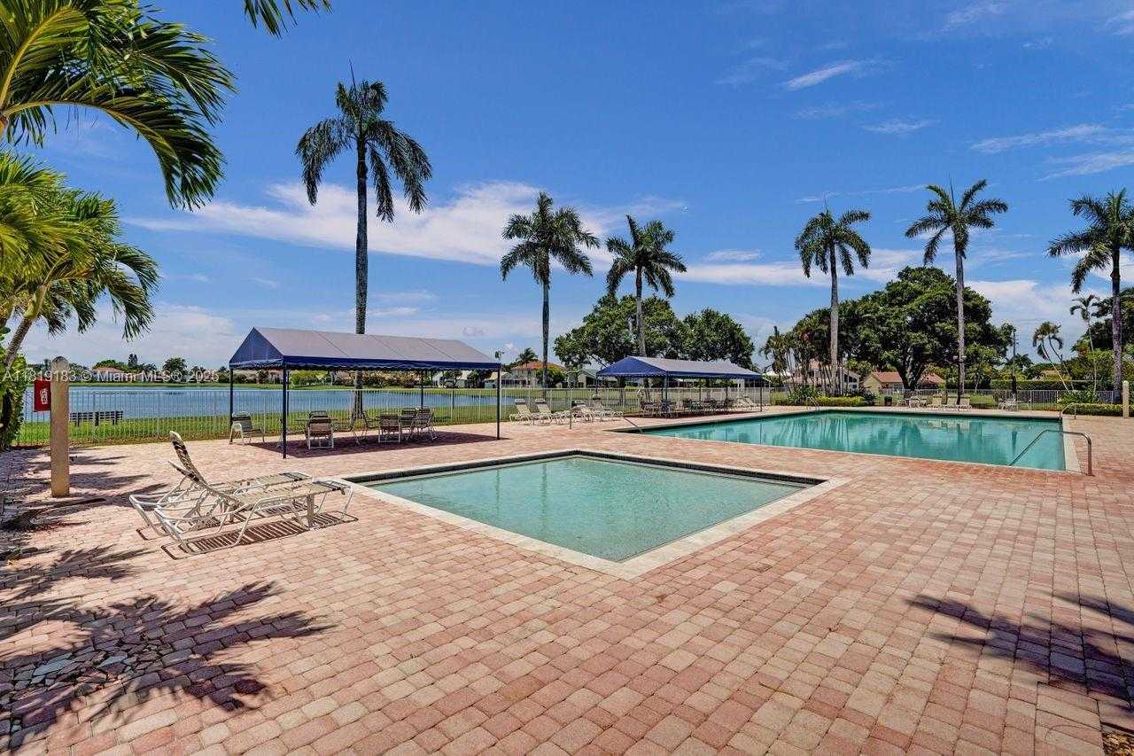 Small Image of 18998 CLOUD LAKE CIR, Boca Raton Number 79