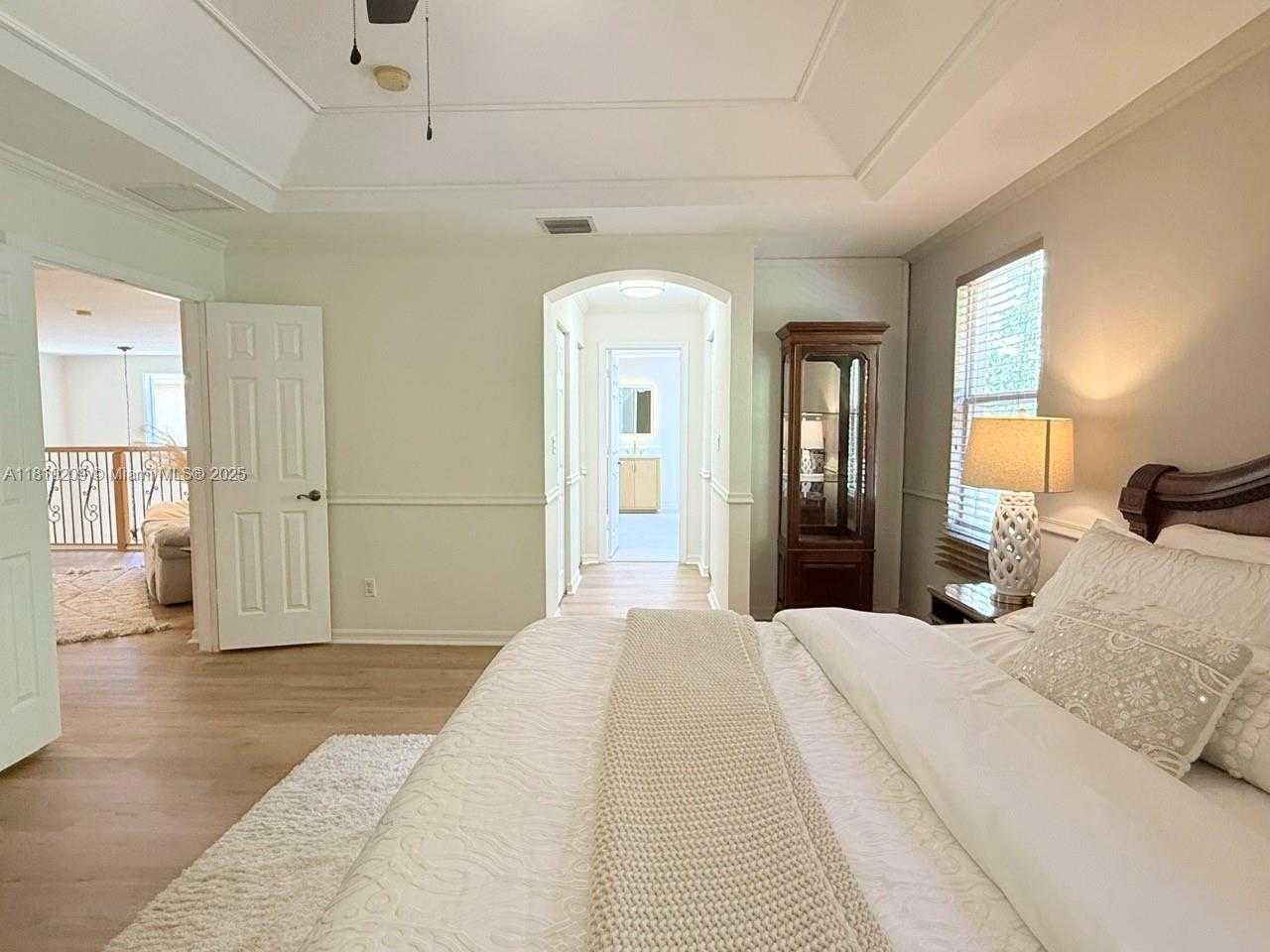 Small Image of 19421 STONEBROOK ST, Weston Number 28