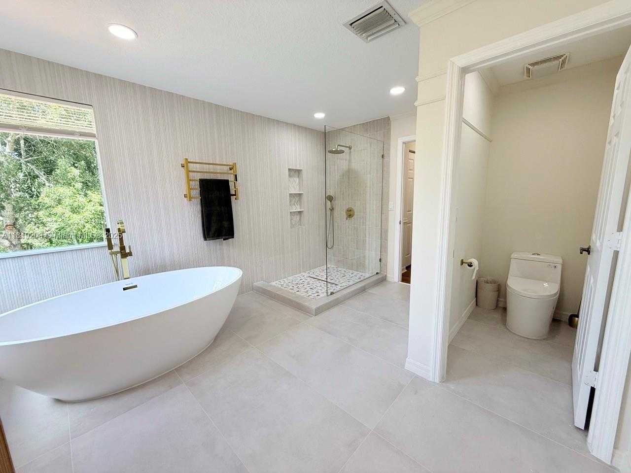 Small Image of 19421 STONEBROOK ST, Weston Number 31