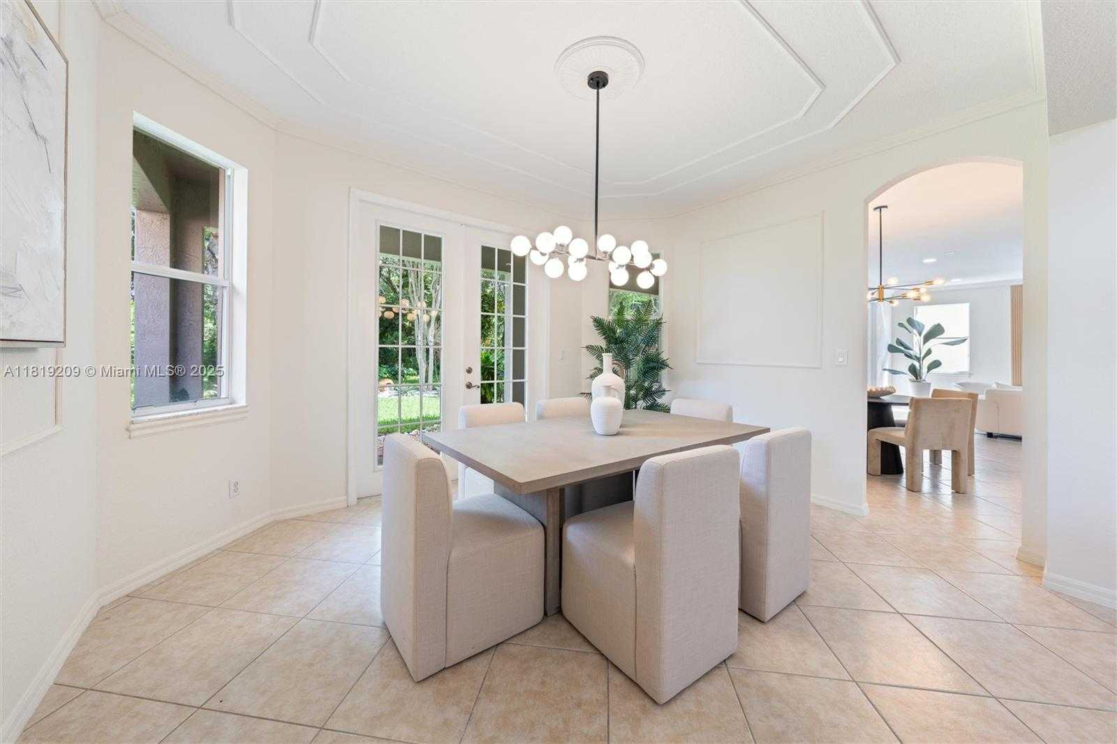 Small Image of 19421 STONEBROOK ST, Weston Number 5