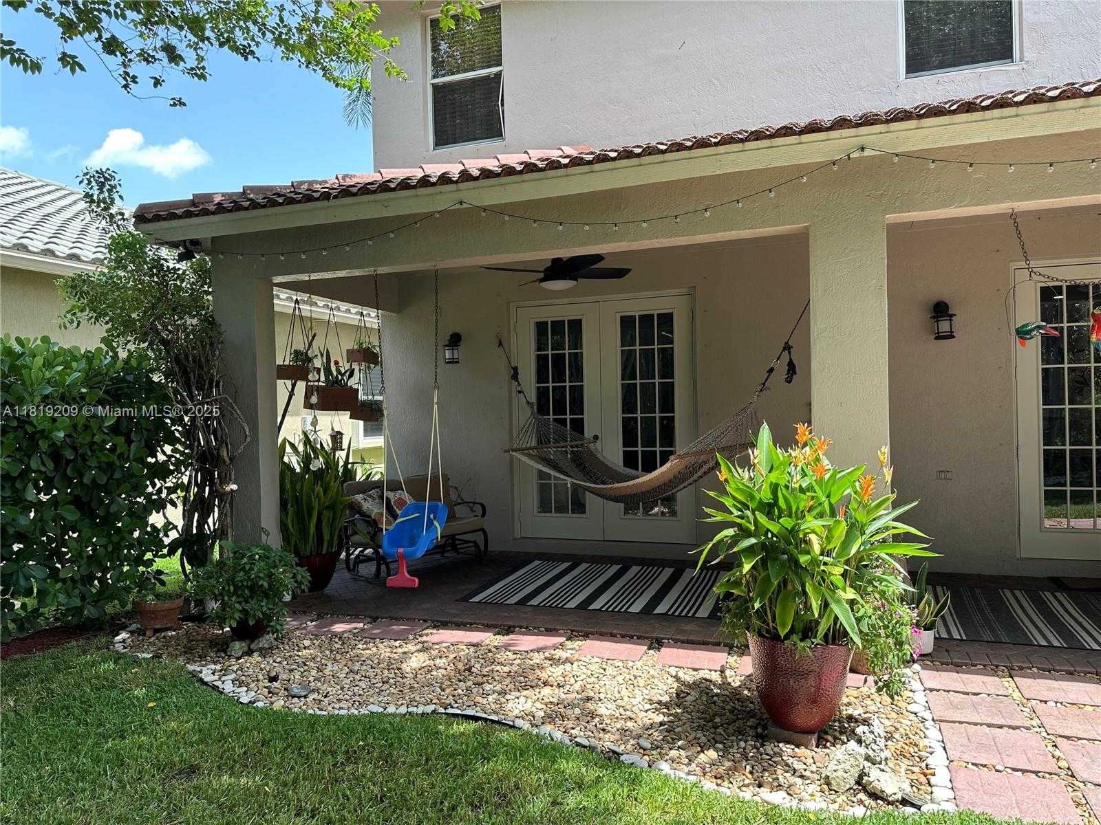 Small Image of 19421 STONEBROOK ST, Weston Number 56