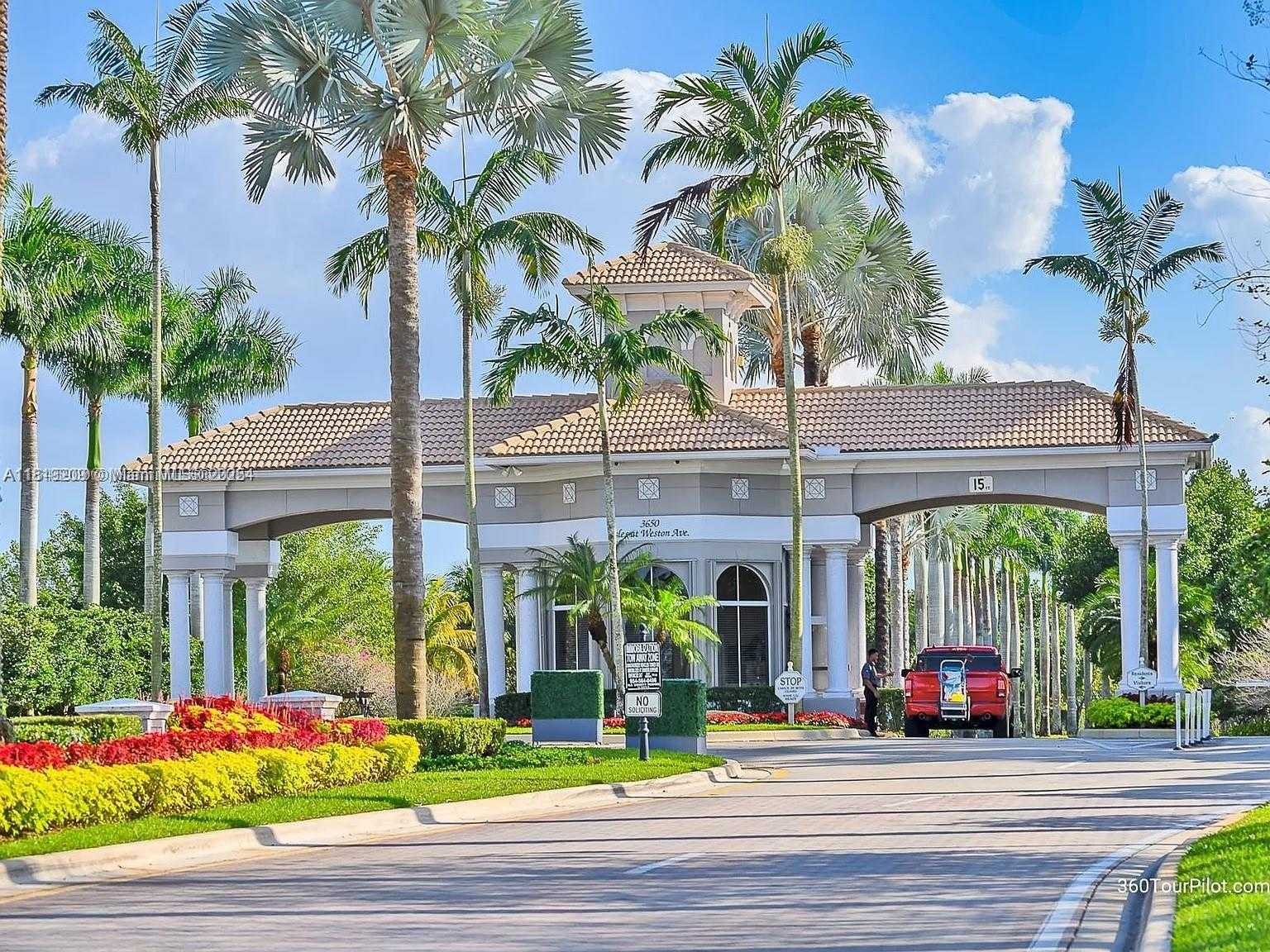 Small Image of 19421 STONEBROOK ST, Weston Number 70