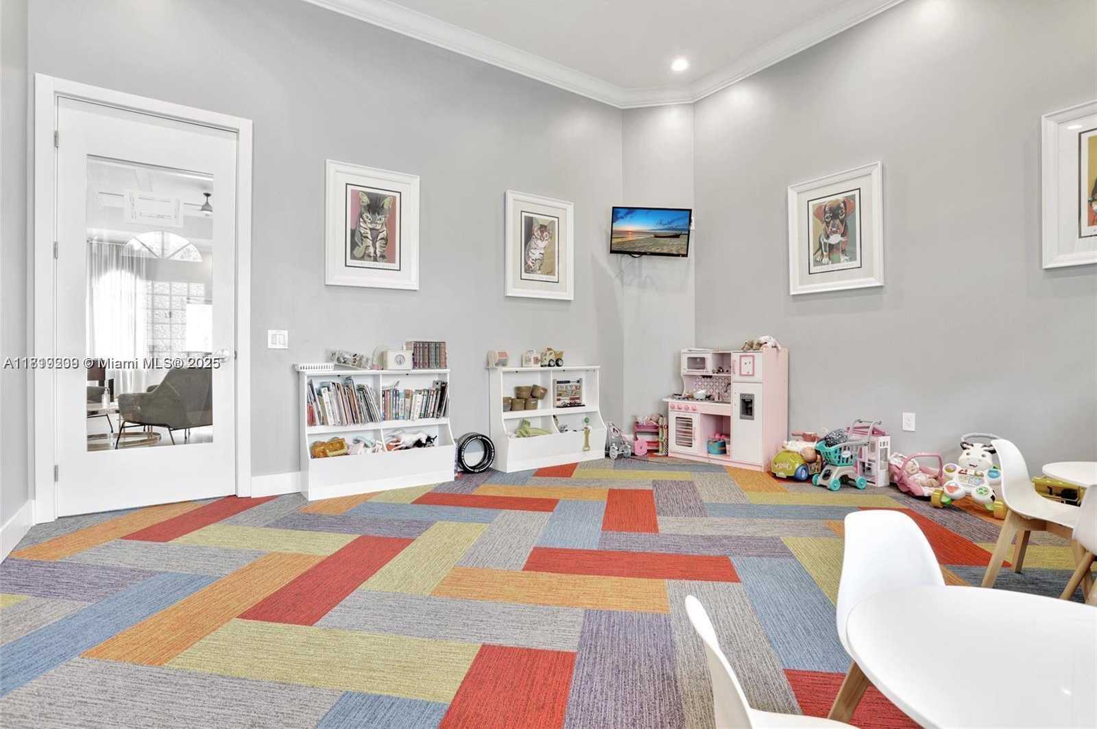 Small Image of 19421 STONEBROOK ST, Weston Number 73