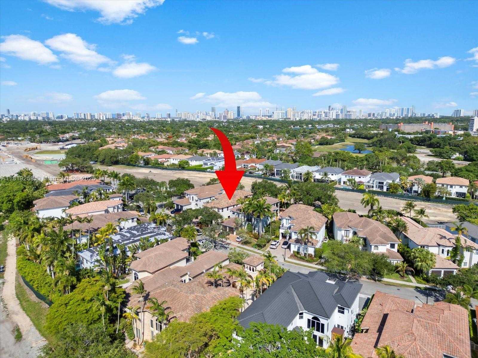 Small Image of 19501 NORTH EAST 14 CT, North Miami Beach Number 24