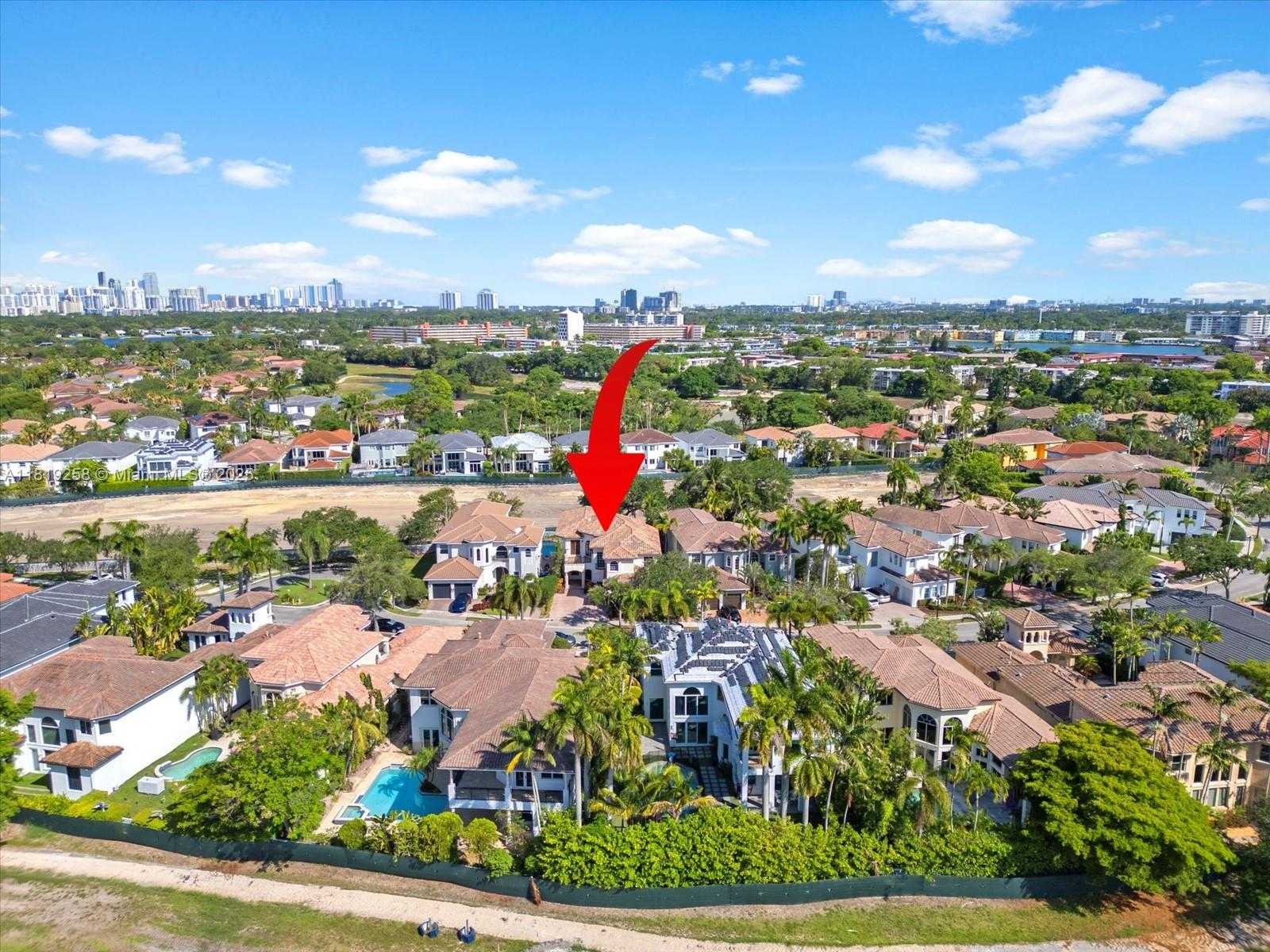 Small Image of 19501 NORTH EAST 14 CT, North Miami Beach Number 25