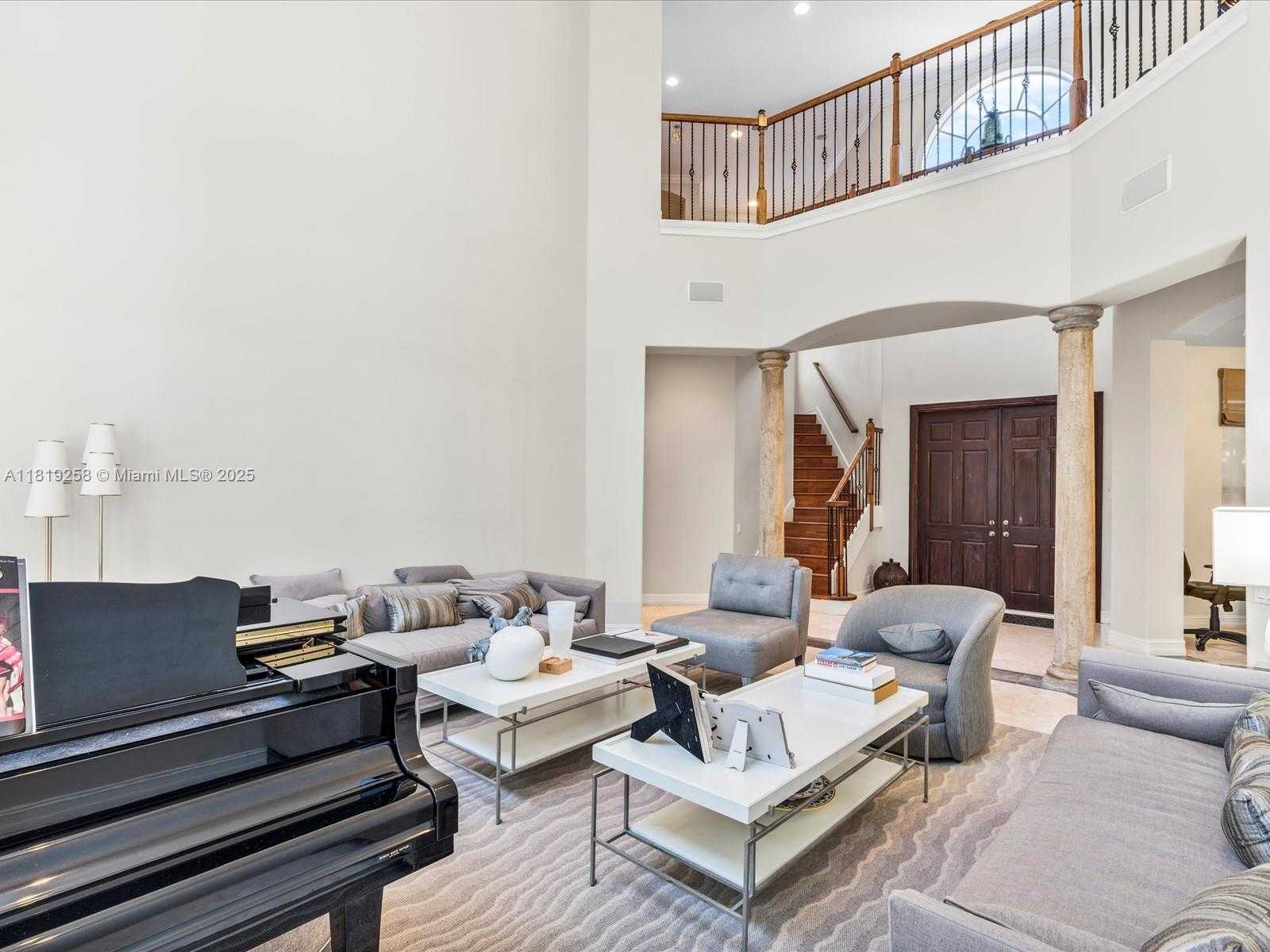 Small Image of 19501 NORTH EAST 14 CT, North Miami Beach Number 42