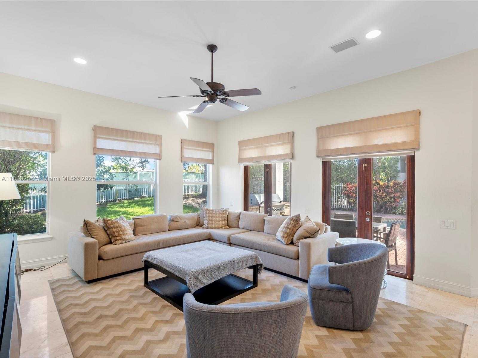 Small Image of 19501 NORTH EAST 14 CT, North Miami Beach Number 56