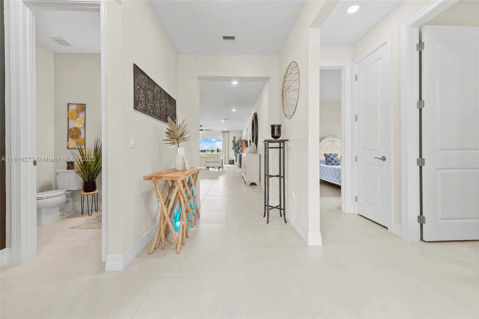 Small Image of 12355 SOUTH WEST MYRTLE OAK DR, Port St. Lucie Number 20