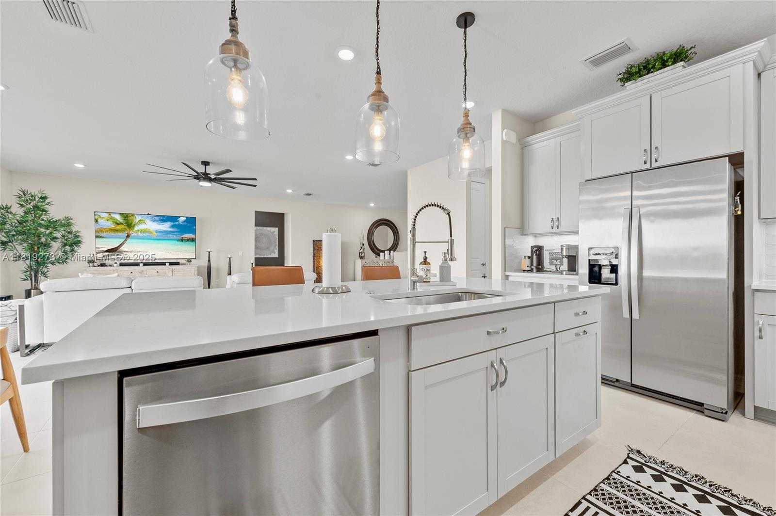 Small Image of 12355 SOUTH WEST MYRTLE OAK DR, Port St. Lucie Number 29