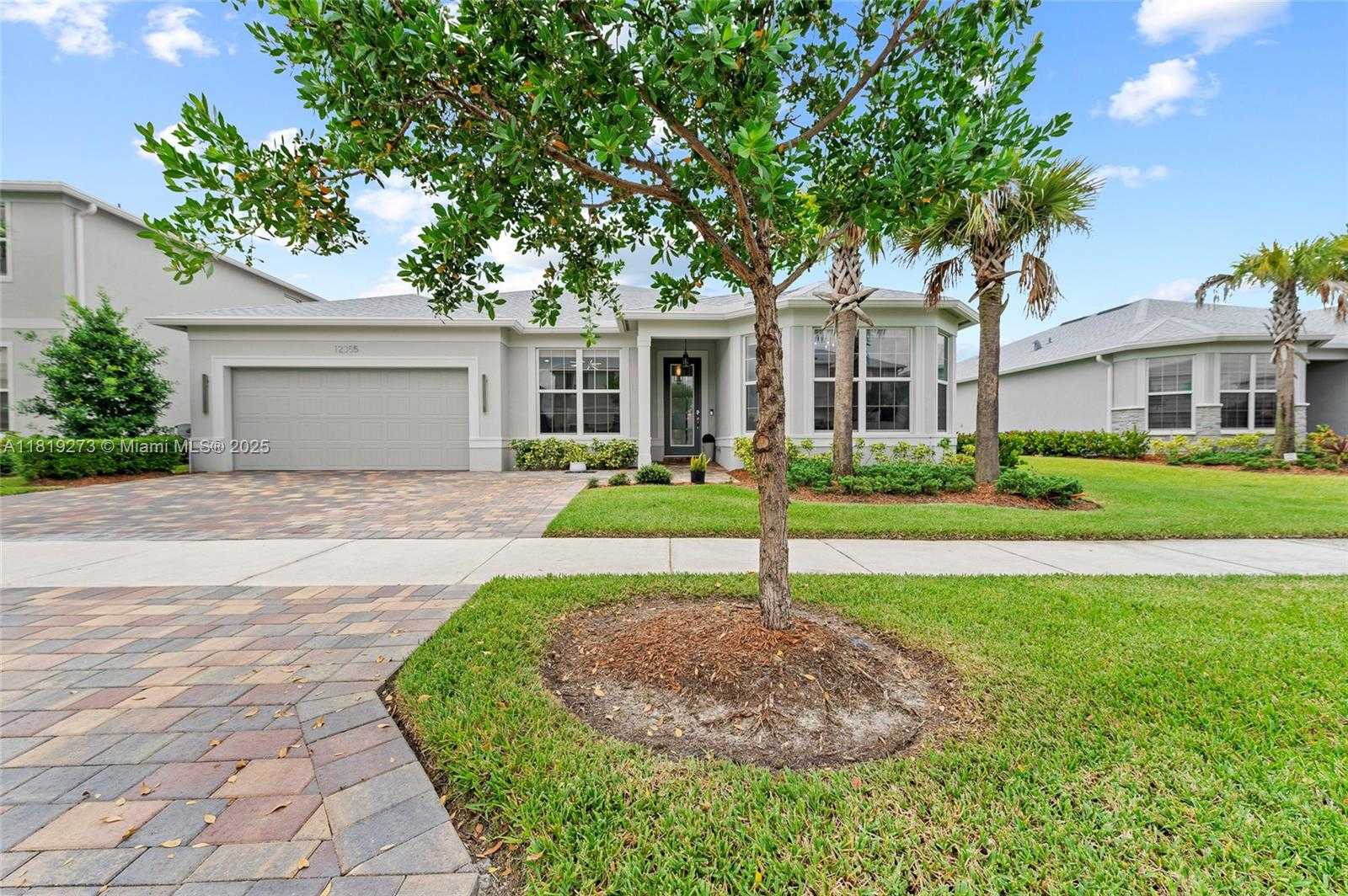 Small Image of 12355 SOUTH WEST MYRTLE OAK DR, Port St. Lucie Number 9