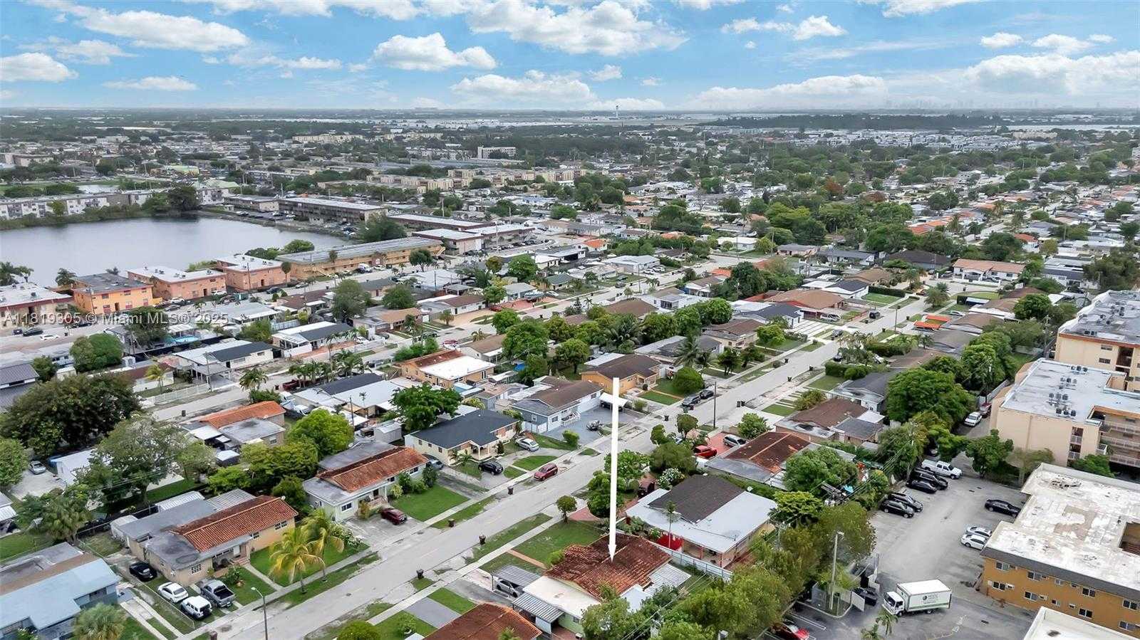 Small Image of 1150 WEST 69TH PL, Hialeah Number 35