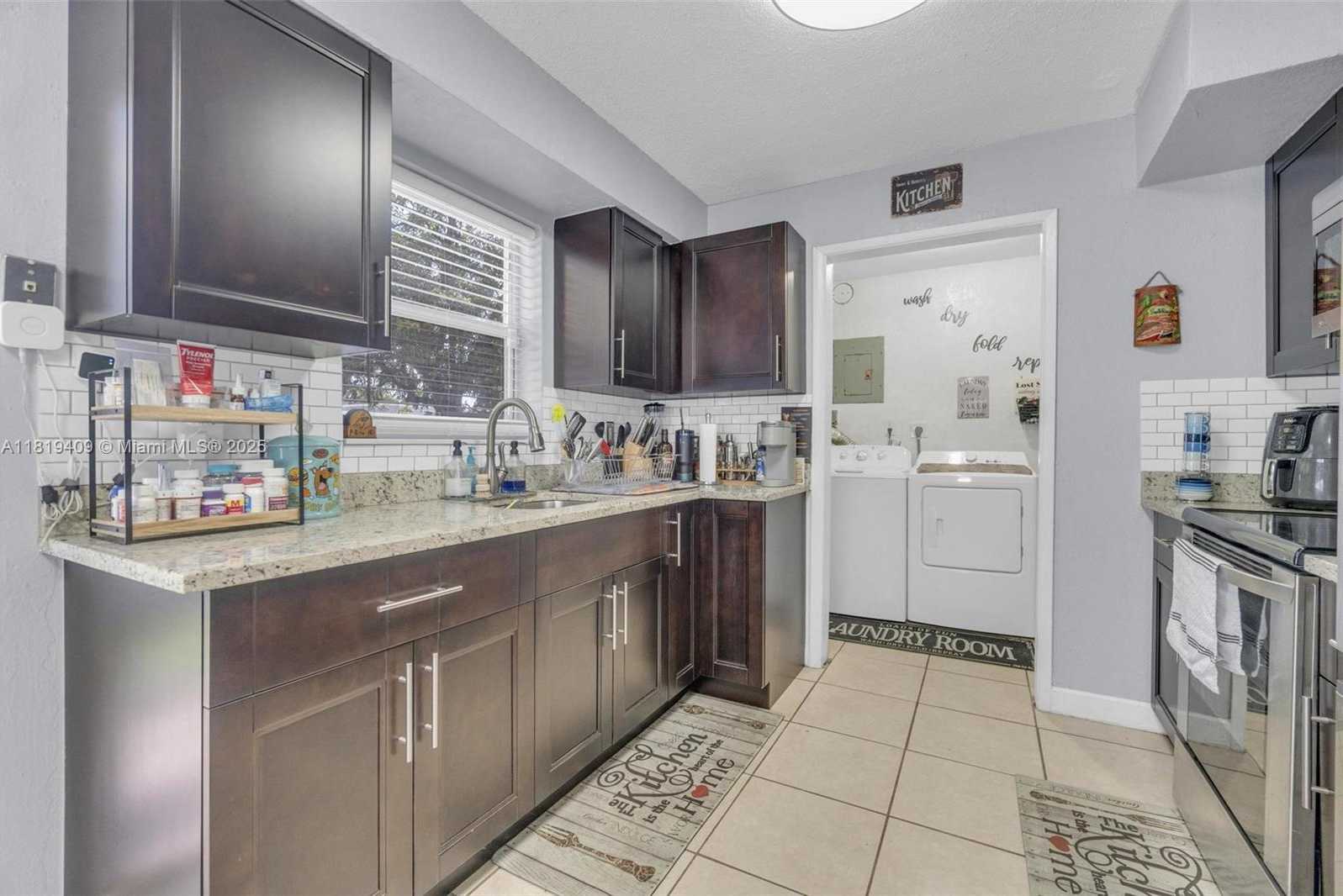 Small Image of 2771 NORTH WEST 25TH ST, Fort Lauderdale Number 10