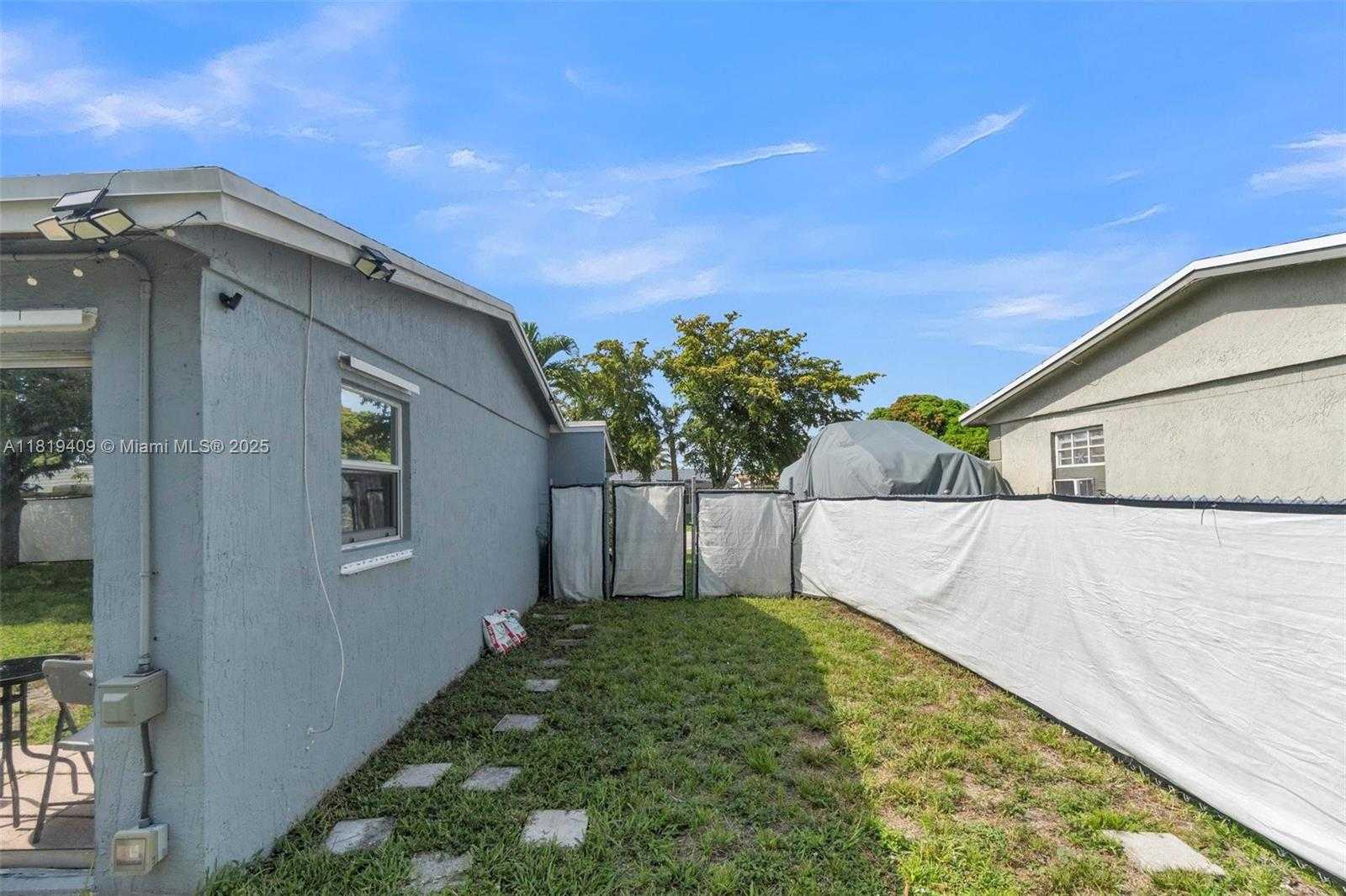 Small Image of 2771 NORTH WEST 25TH ST, Fort Lauderdale Number 33