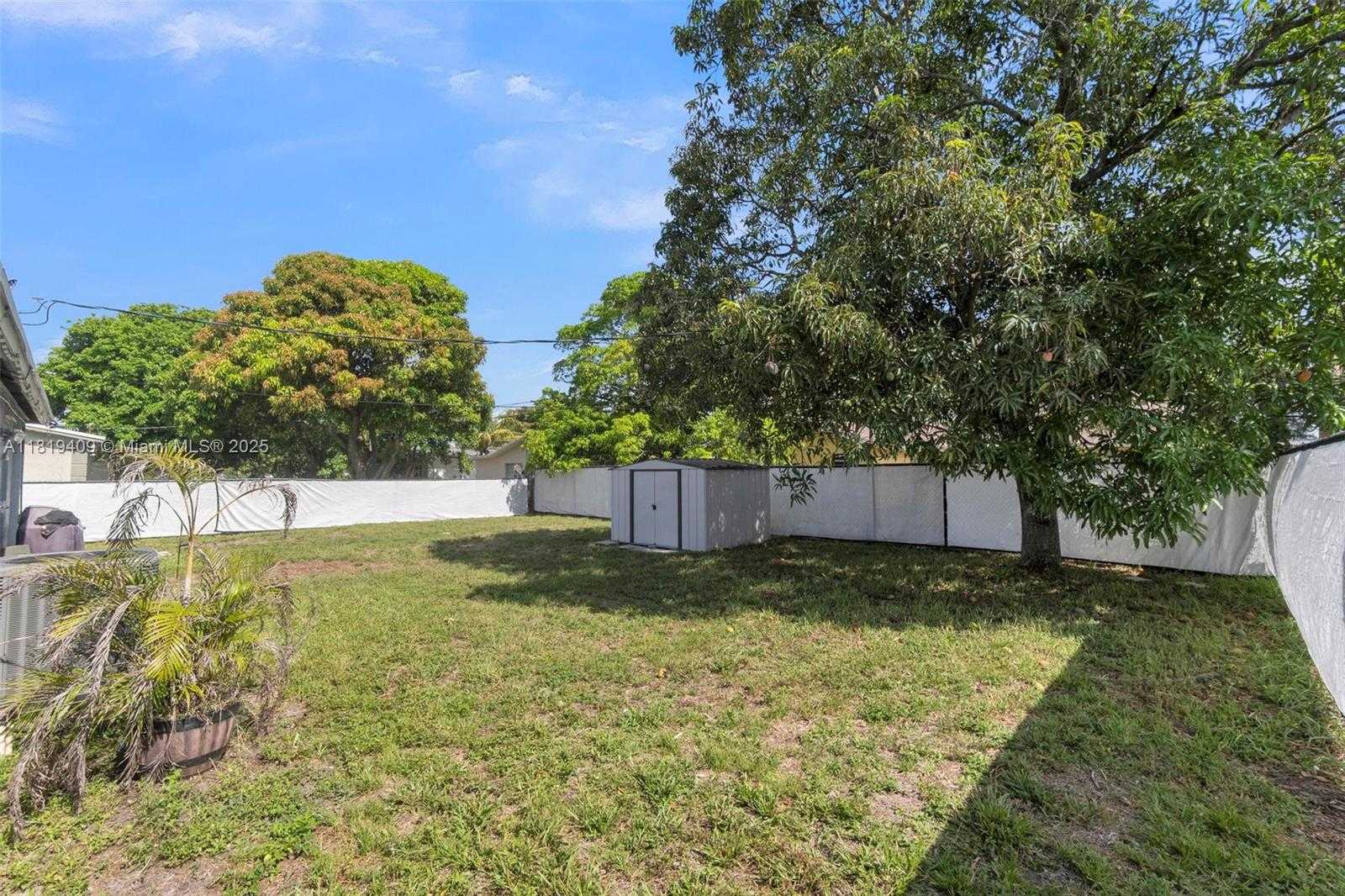 Small Image of 2771 NORTH WEST 25TH ST, Fort Lauderdale Number 36