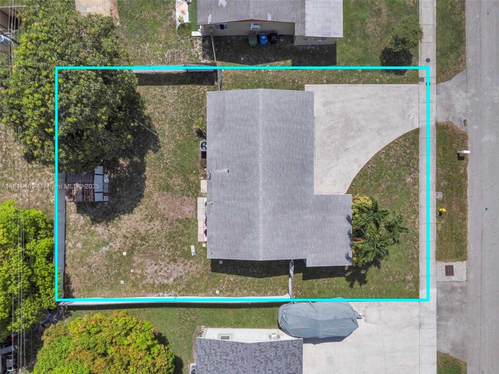 Small Image of 2771 NORTH WEST 25TH ST, Fort Lauderdale Number 4