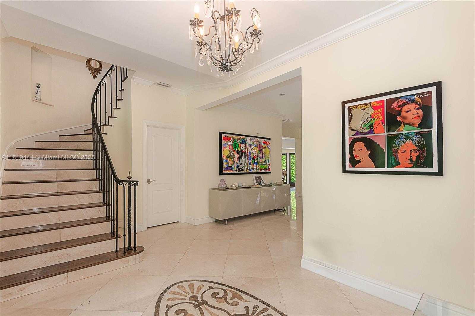 Small Image of 6535 ALLISON RD, Miami Beach Number 19