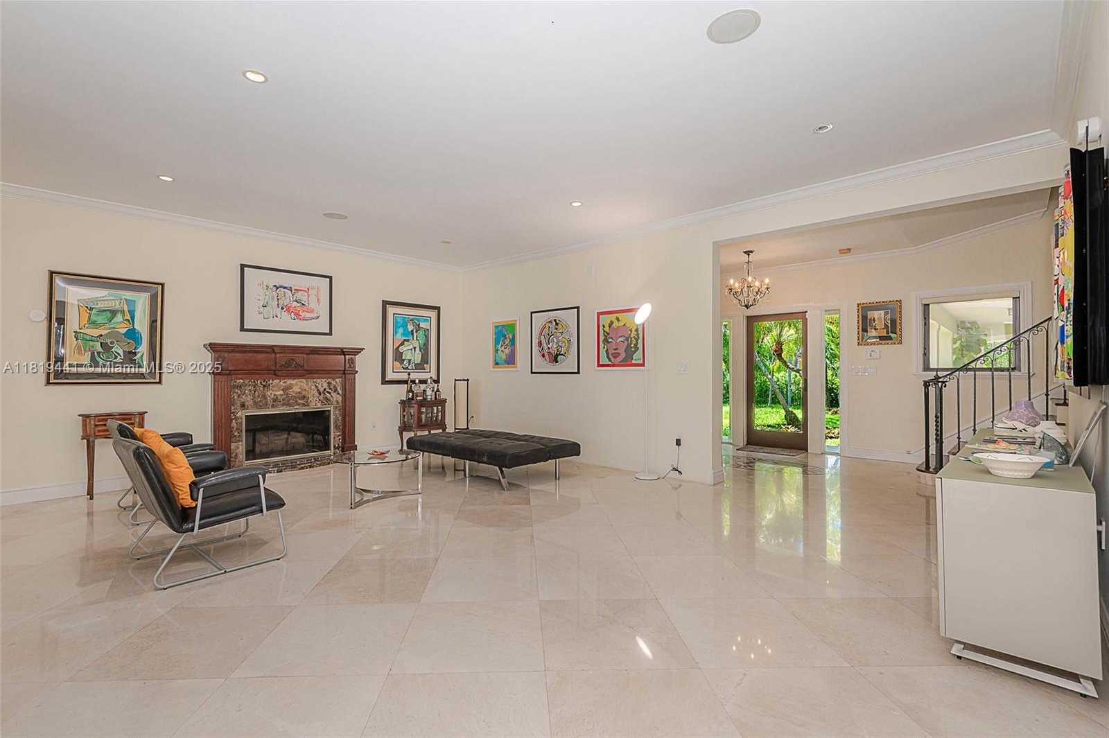 Small Image of 6535 ALLISON RD, Miami Beach Number 21