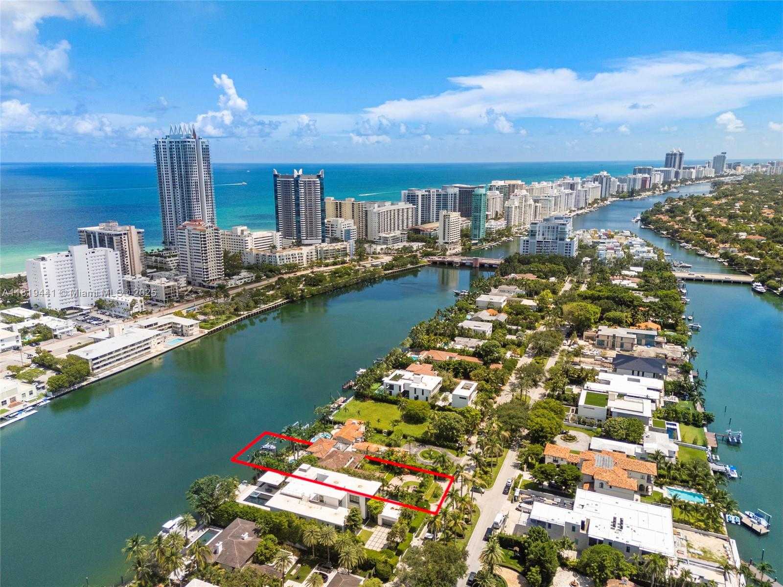 Small Image of 6535 ALLISON RD, Miami Beach Number 24