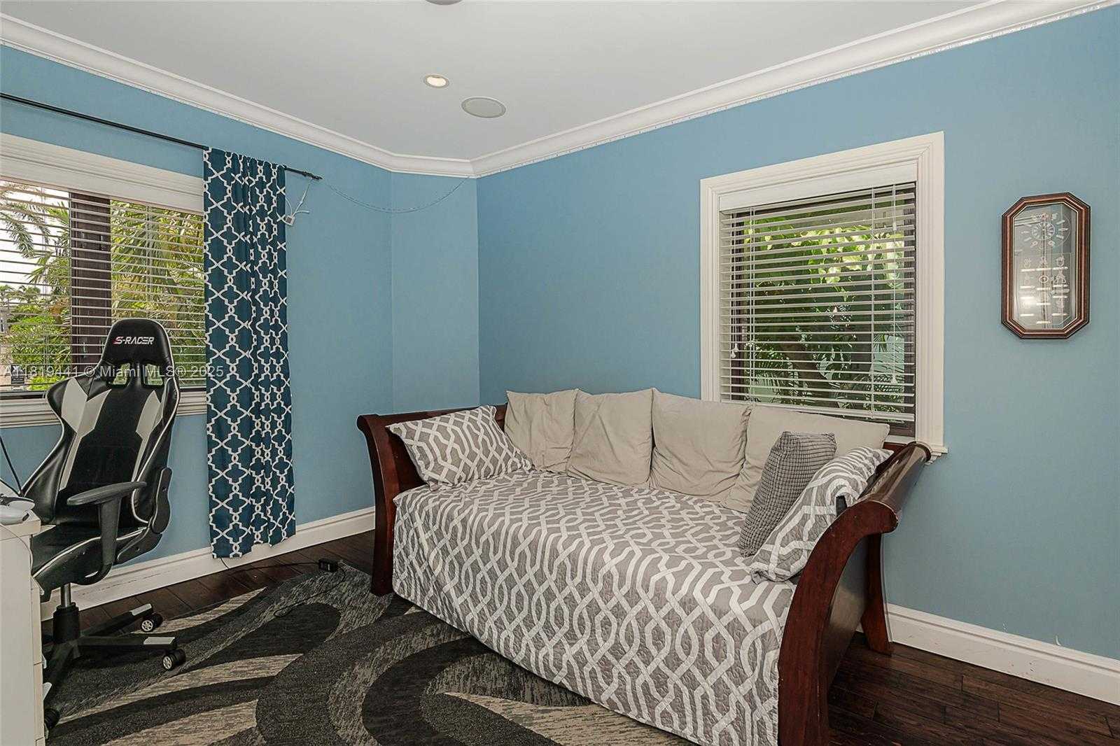 Small Image of 6535 ALLISON RD, Miami Beach Number 51