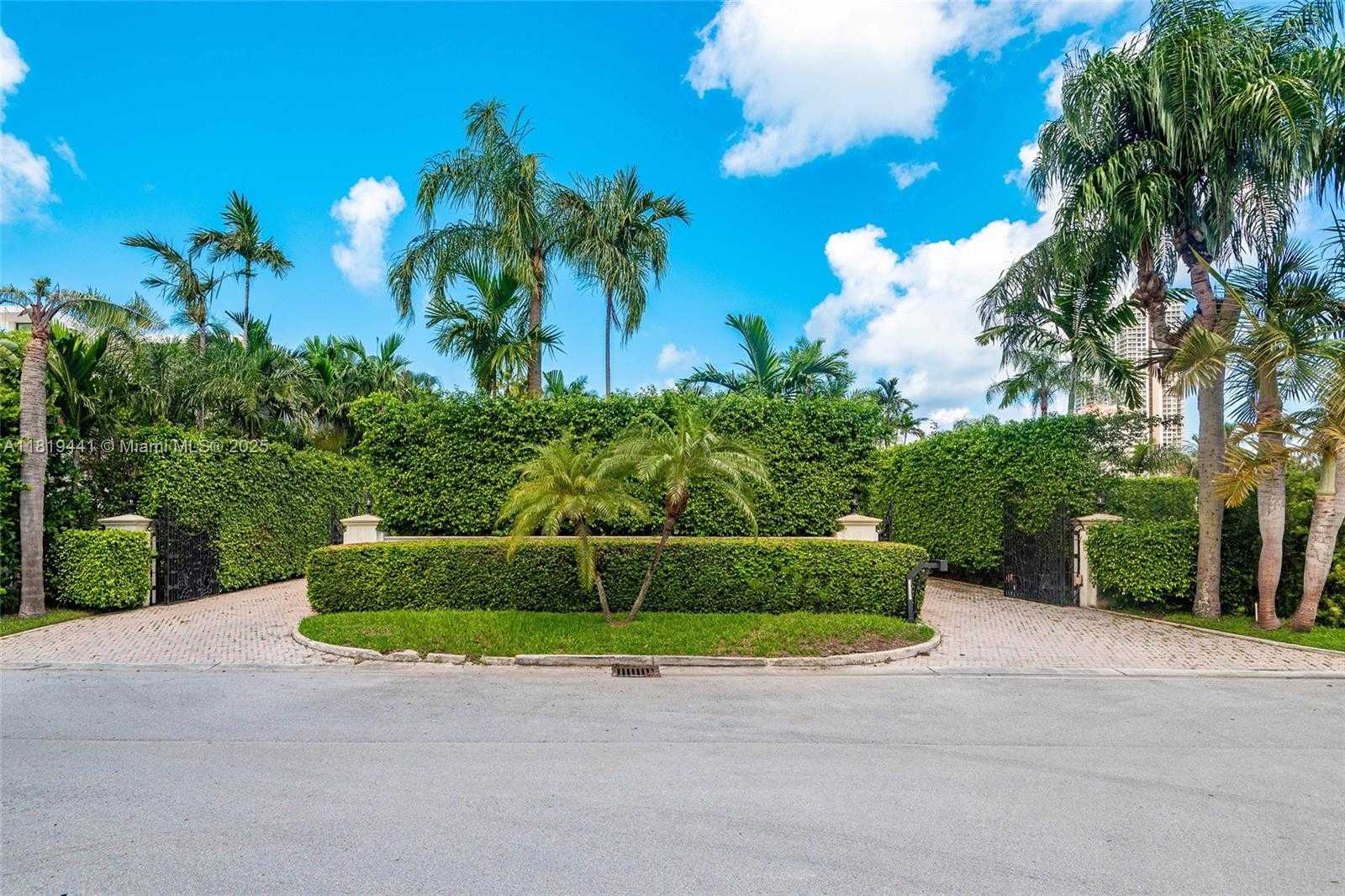 Small Image of 6535 ALLISON RD, Miami Beach Number 67