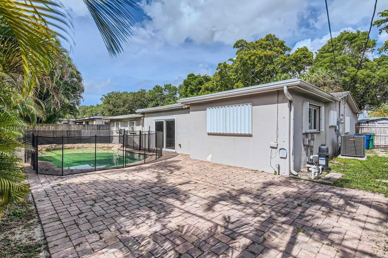 Small Image of 5208 SOUTH WEST 91ST TER, Cooper City Number 27