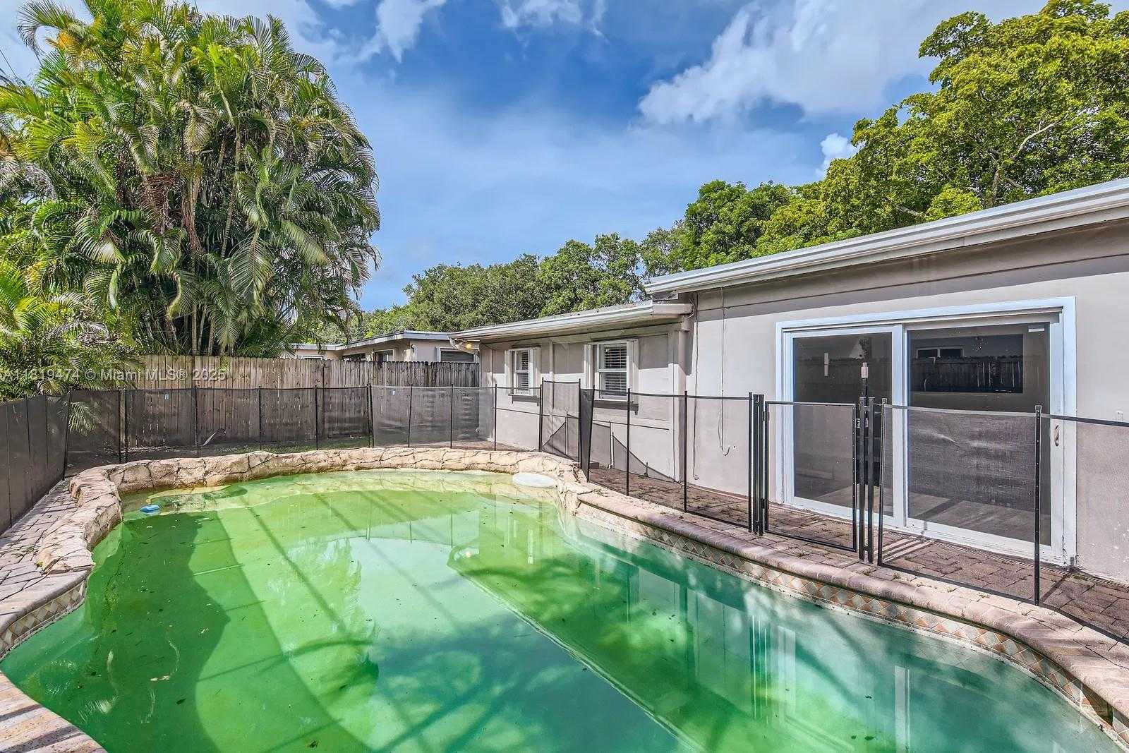 Small Image of 5208 SOUTH WEST 91ST TER, Cooper City Number 28