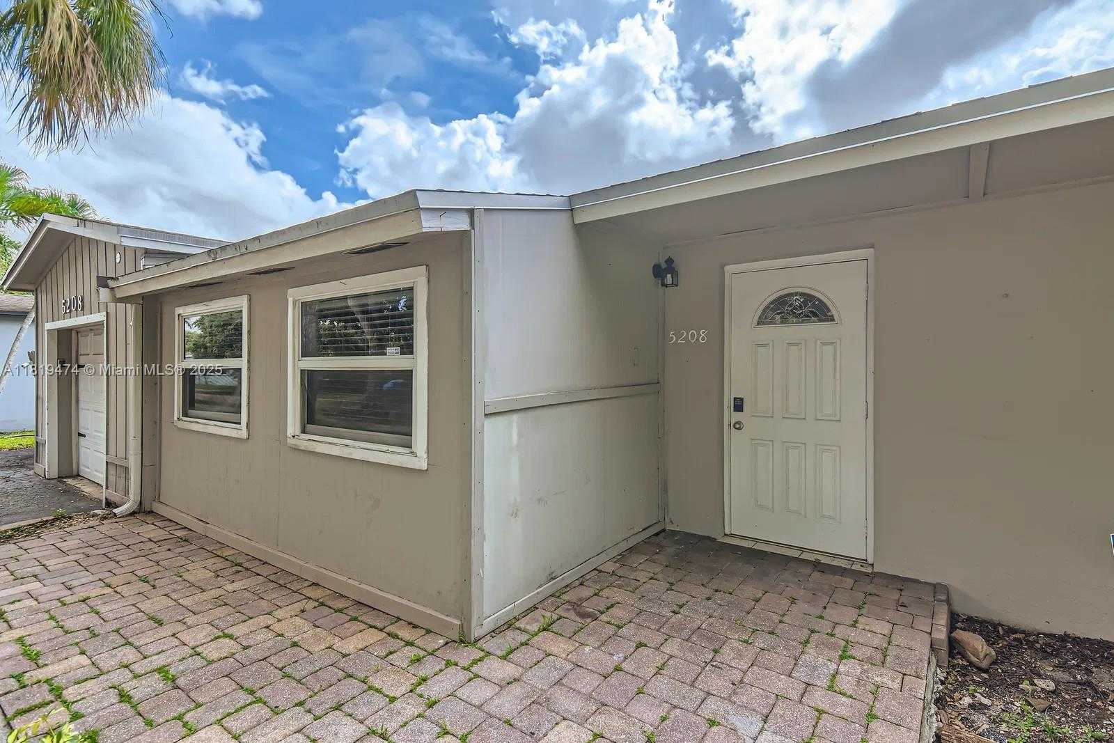 Small Image of 5208 SOUTH WEST 91ST TER, Cooper City Number 5