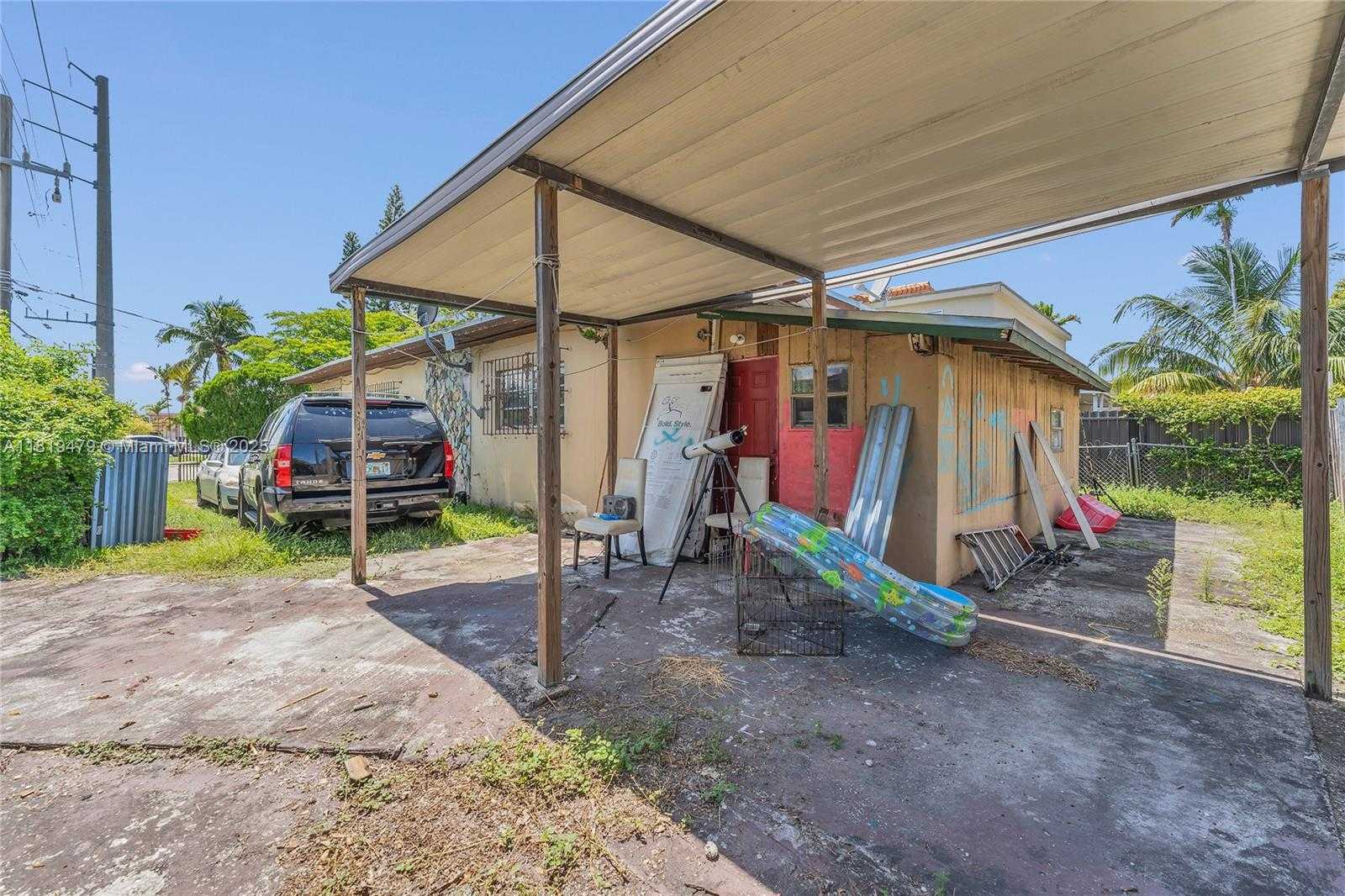 Small Image of 503 NORTH WEST 43RD PL, Miami Number 17