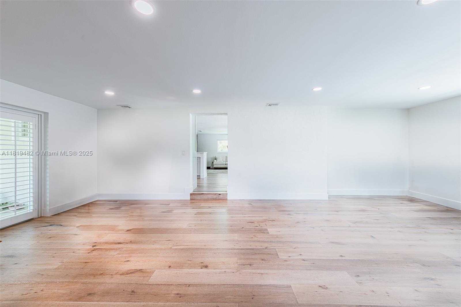 Small Image of 15430 SOUTH WEST 260TH ST, Homestead Number 21