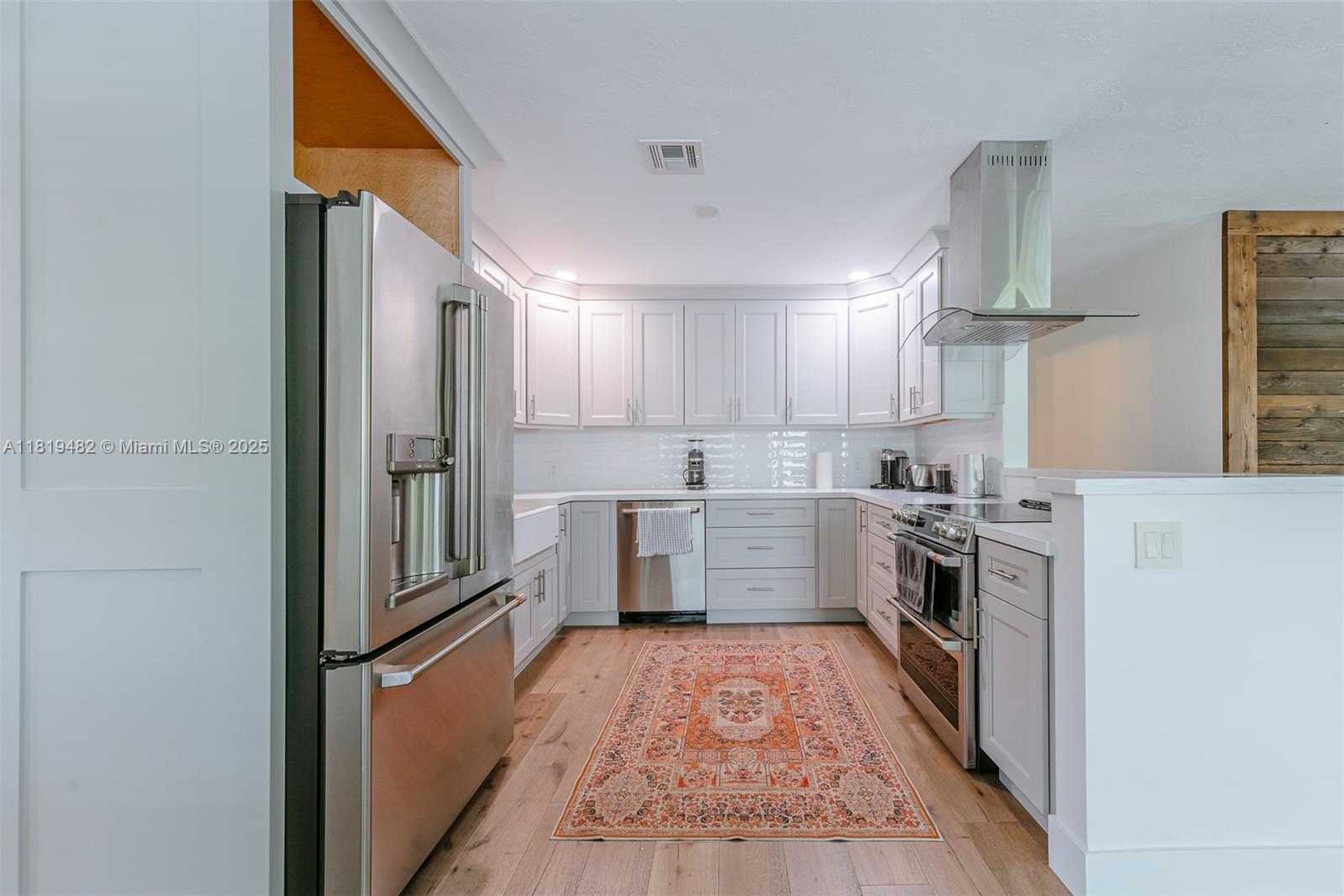 Small Image of 15430 SOUTH WEST 260TH ST, Homestead Number 3