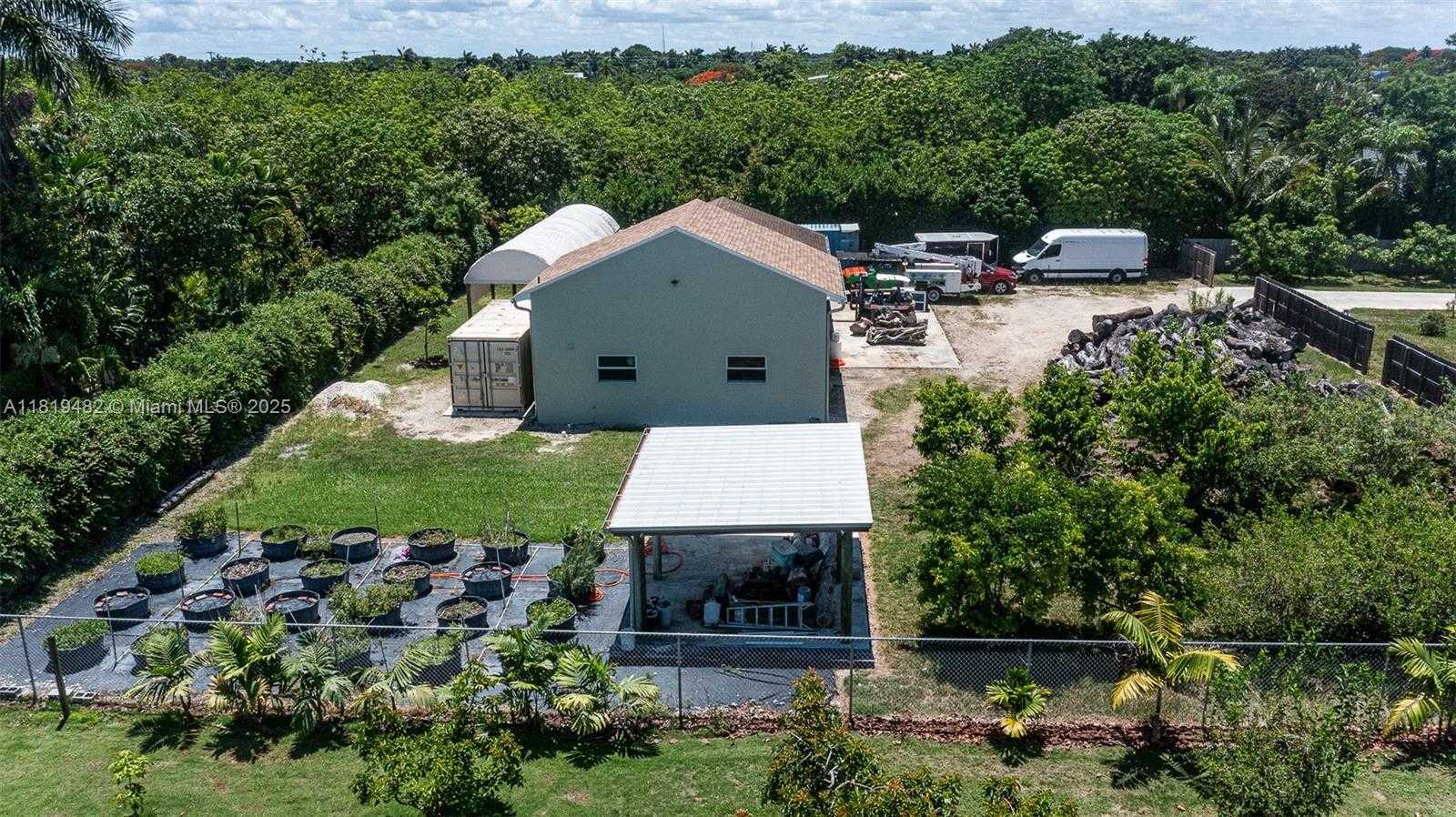 Small Image of 15430 SOUTH WEST 260TH ST, Homestead Number 38