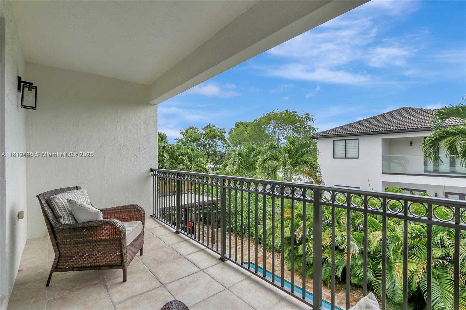 Small Image of 8902 NORTH WEST 178TH LN, Hialeah Number 33