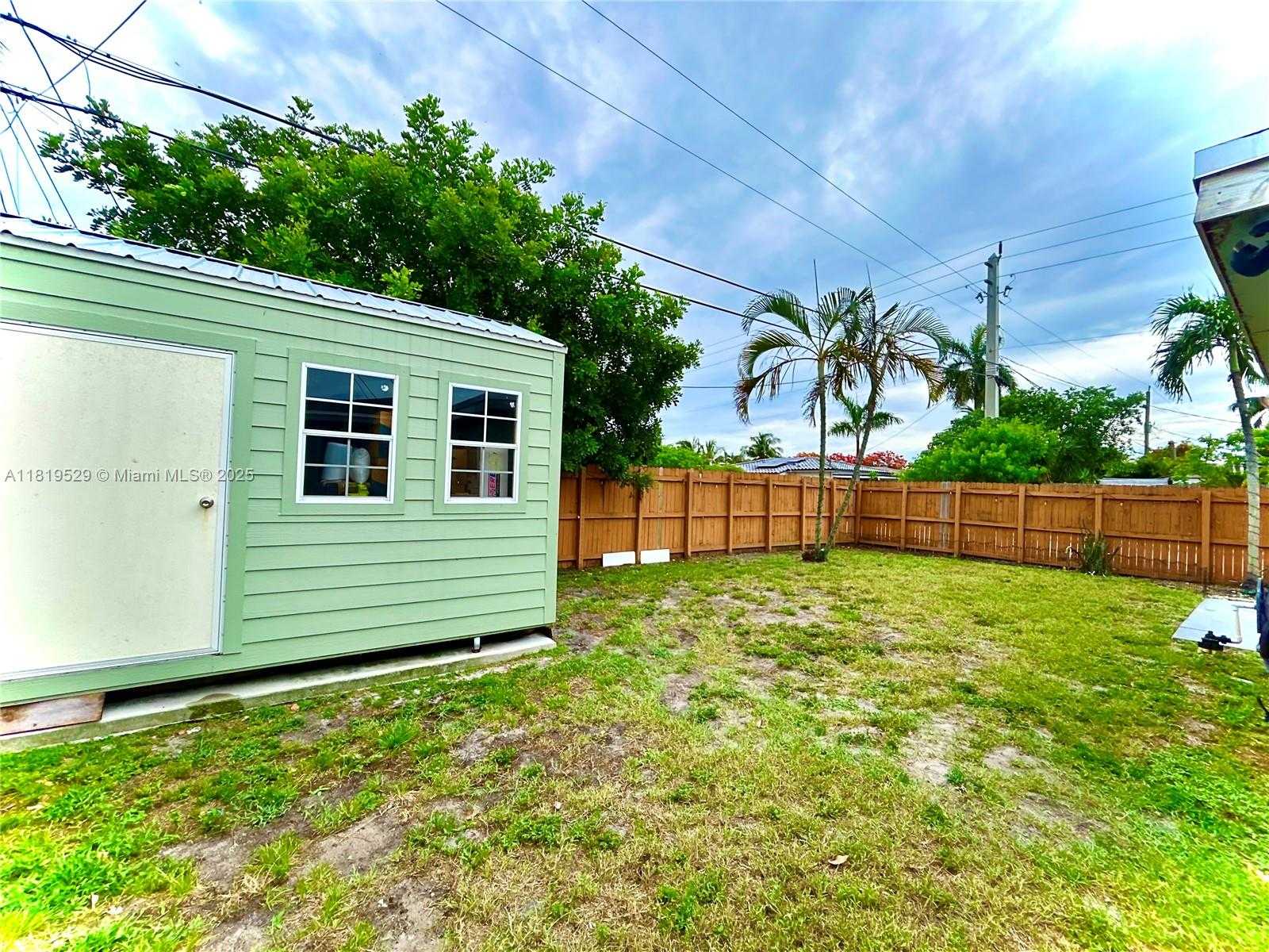 Small Image of 4580 NORTH WEST 3RD AVE, Oakland Park Number 21
