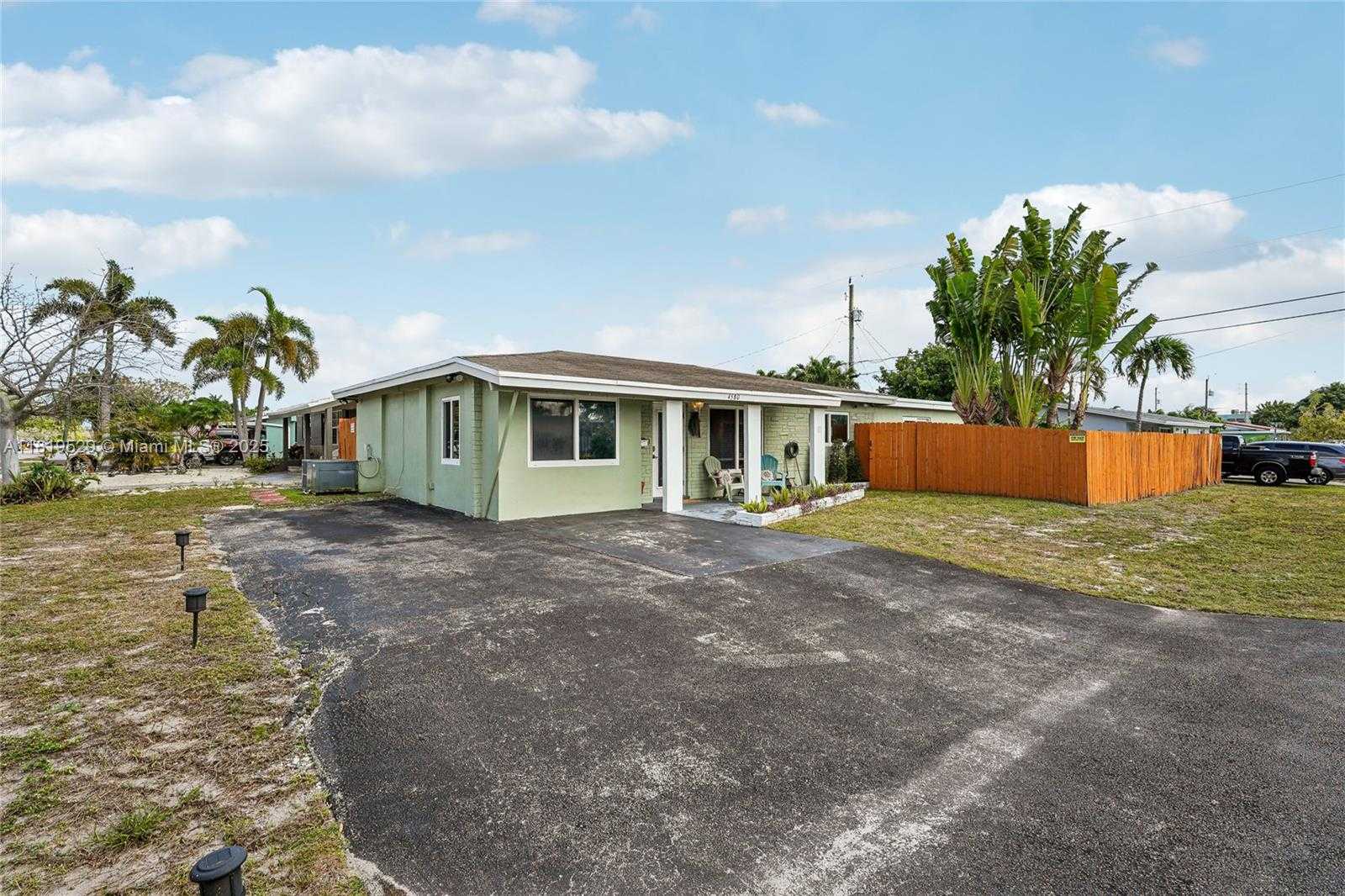 Small Image of 4580 NORTH WEST 3RD AVE, Oakland Park Number 27