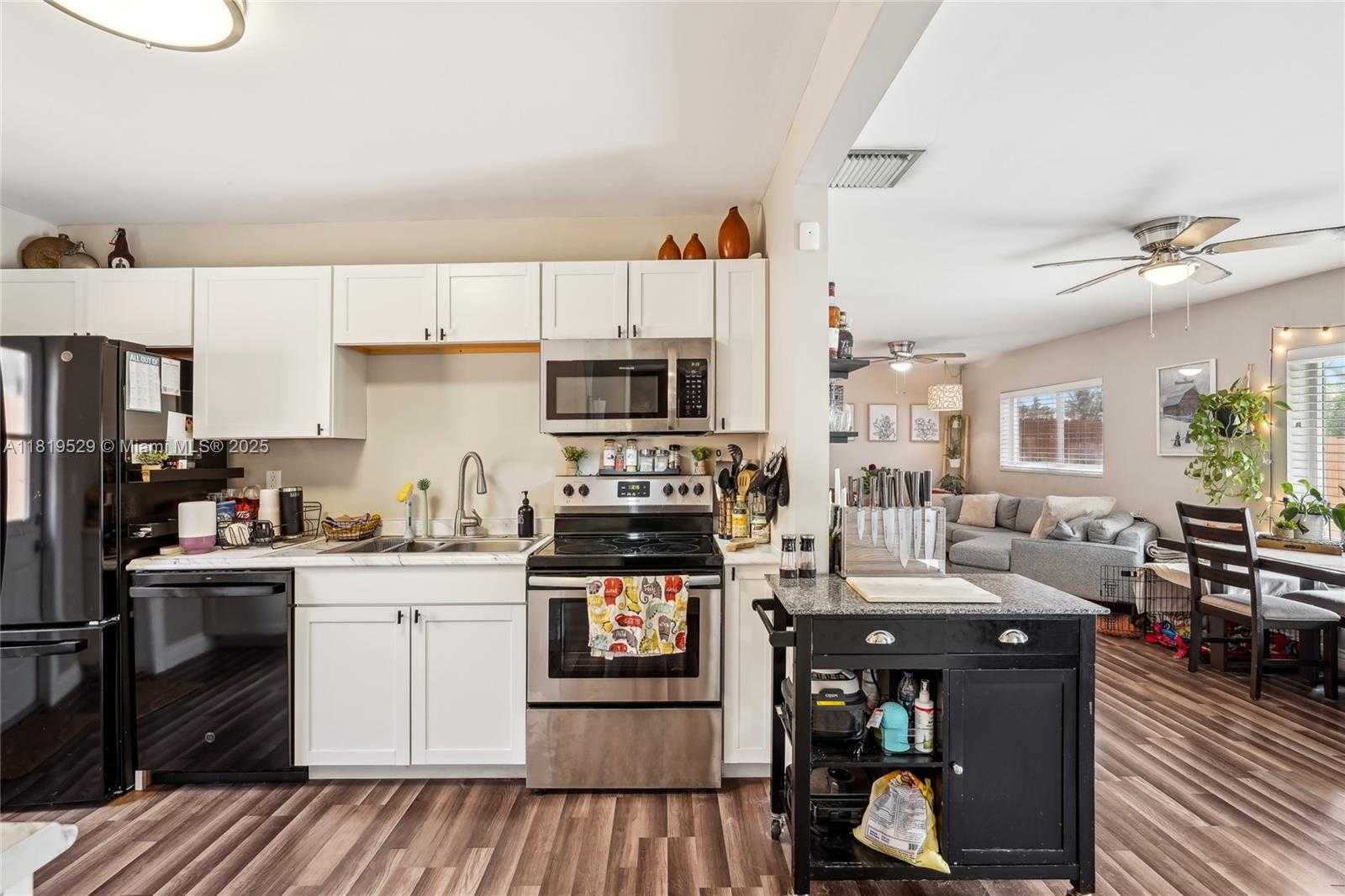 Small Image of 4580 NORTH WEST 3RD AVE, Oakland Park Number 34