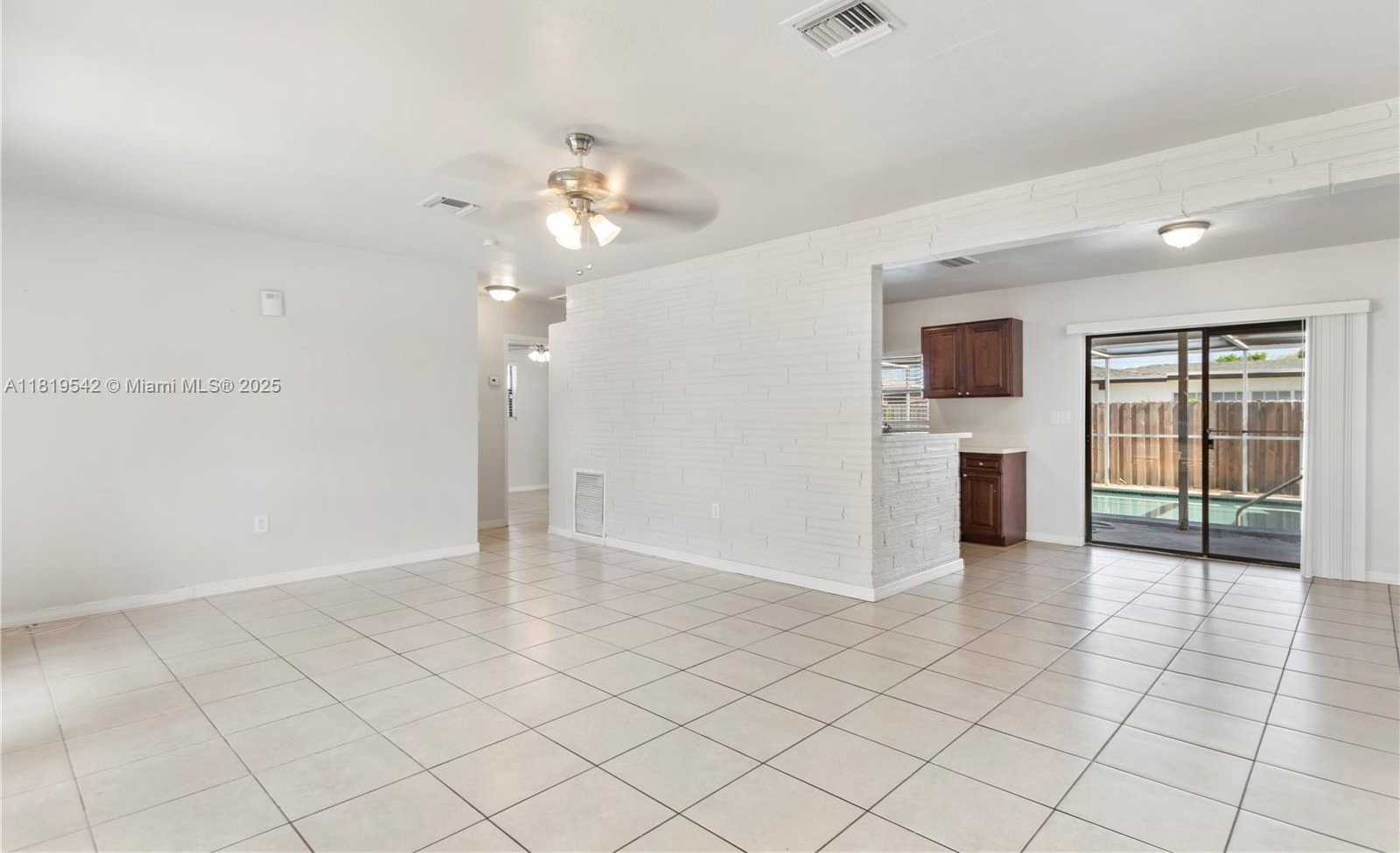 Small Image of 7816 JUNIPER ST, Miramar Number 7